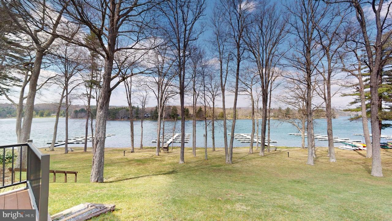 FOUR HOOPPOLE - Residential