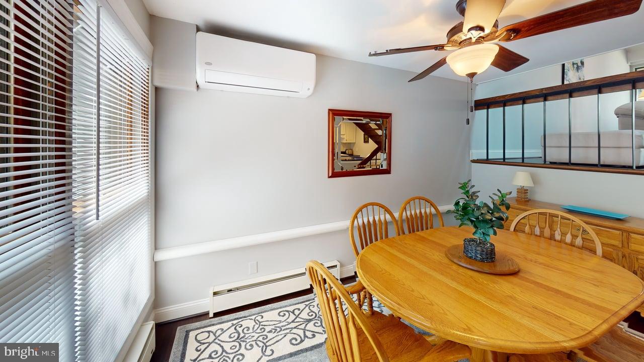 FOUR HOOPPOLE - Residential