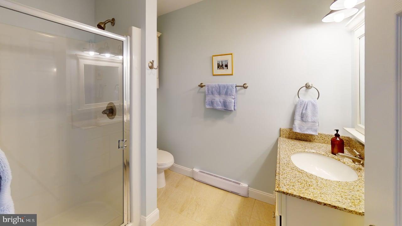 FOUR HOOPPOLE - Residential