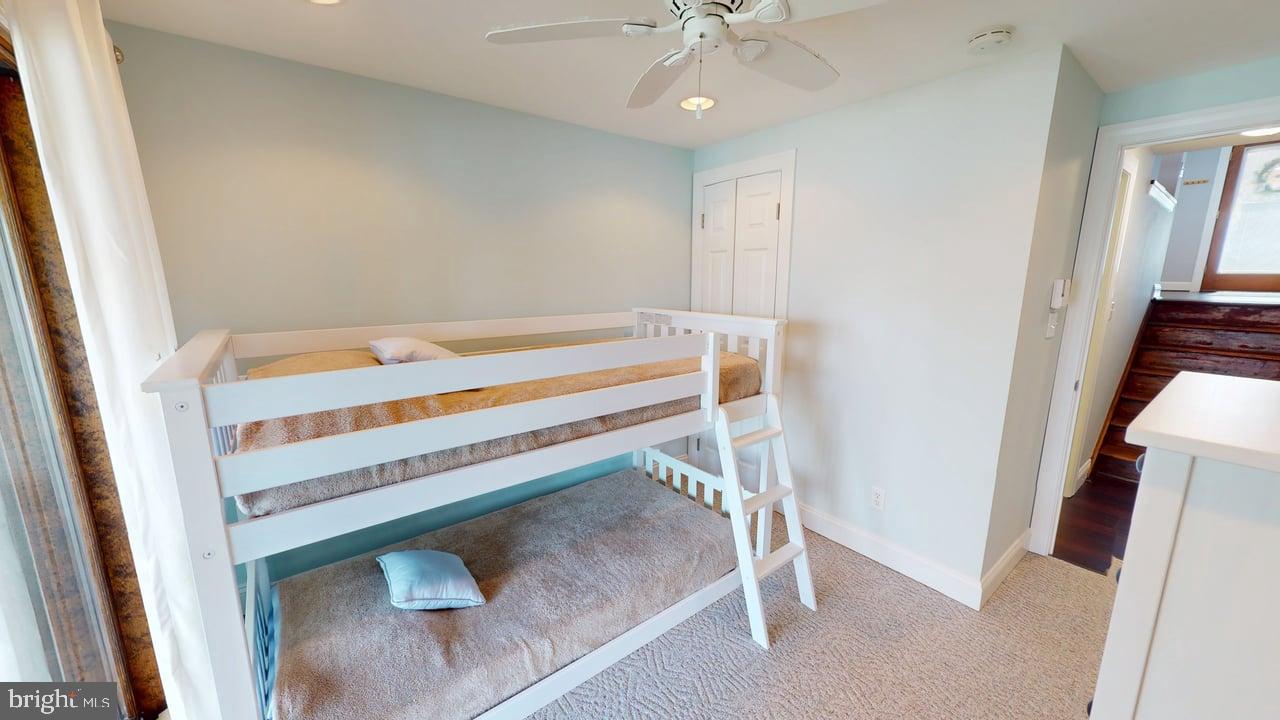 FOUR HOOPPOLE - Residential