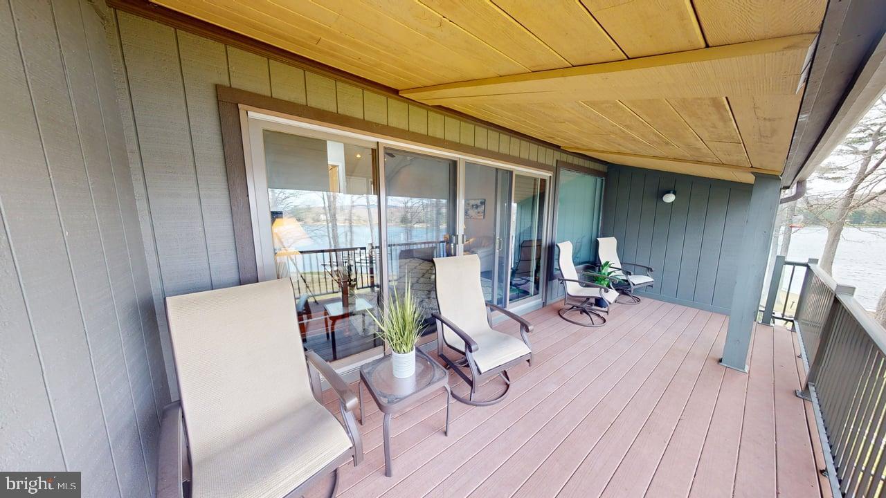 FOUR HOOPPOLE - Residential