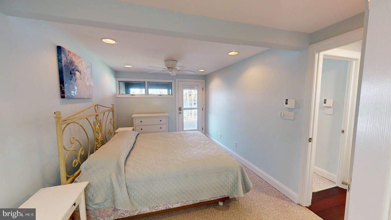 FOUR HOOPPOLE - Residential