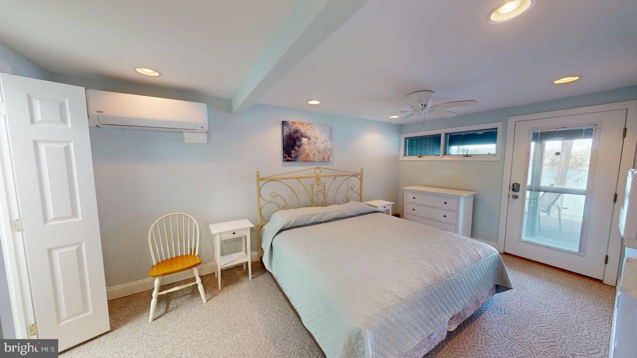 FOUR HOOPPOLE - Residential