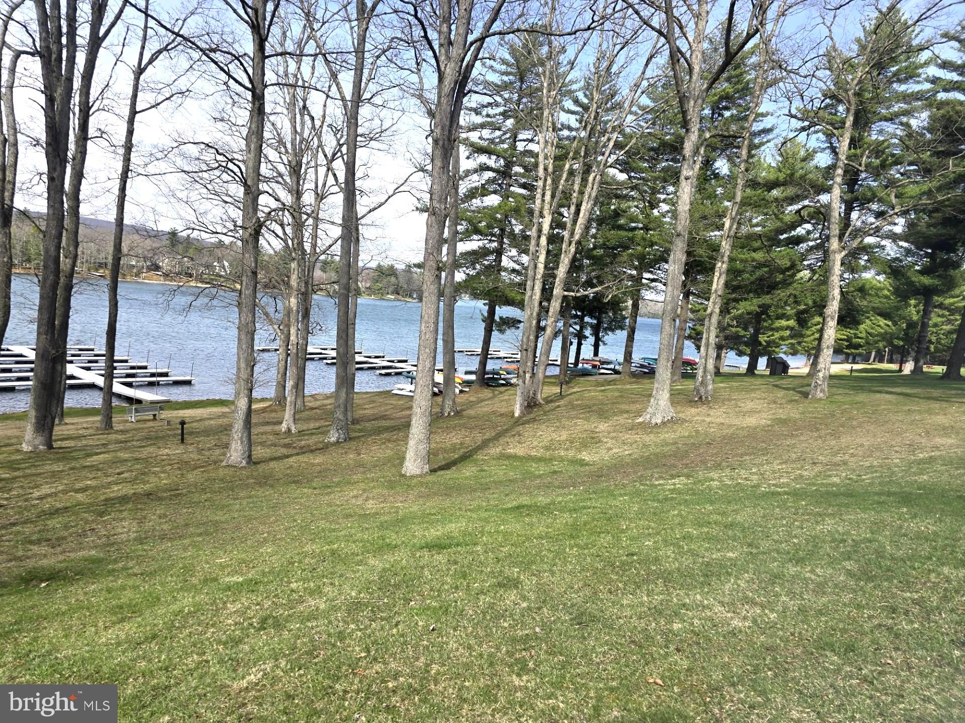 FOUR HOOPPOLE - Residential