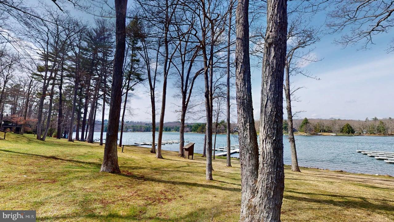 FOUR HOOPPOLE - Residential