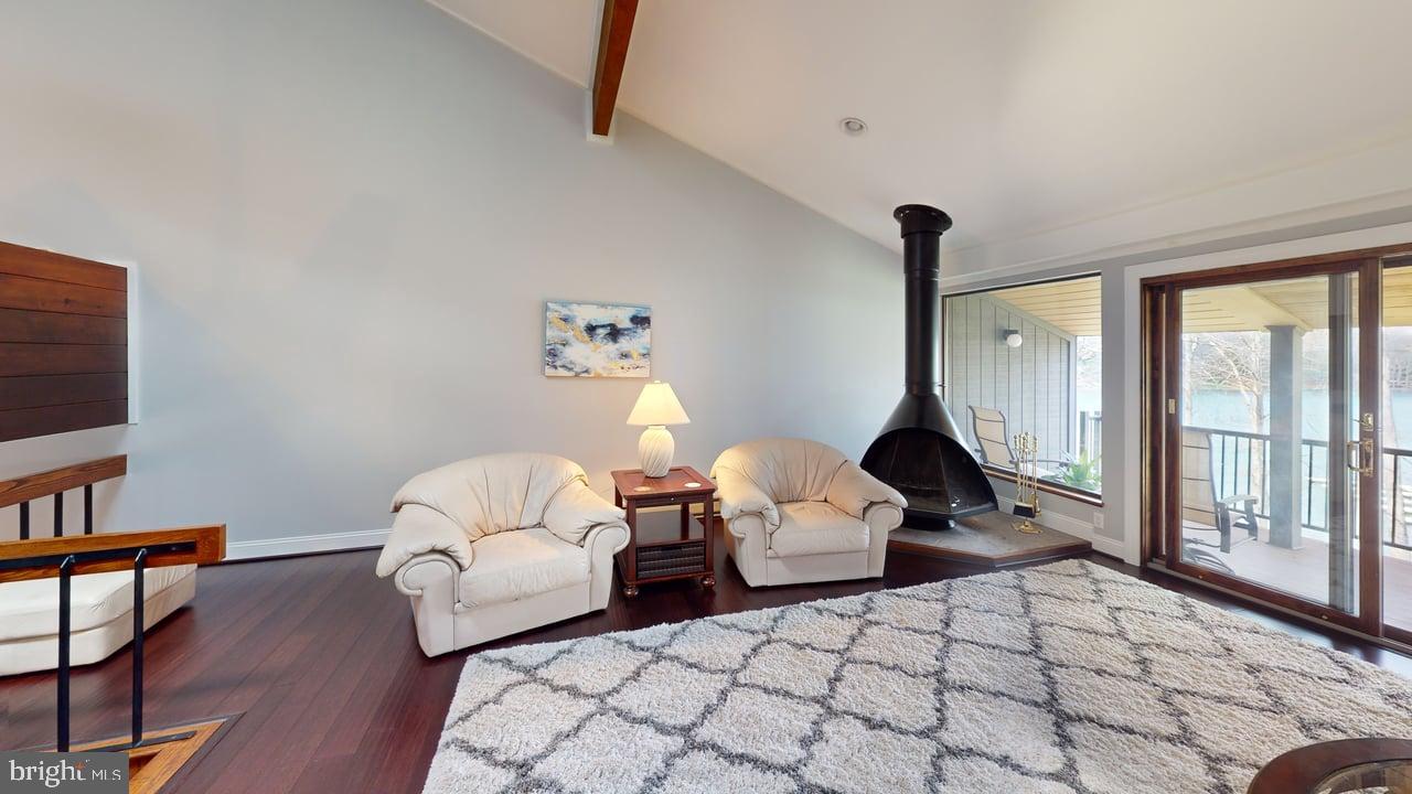 FOUR HOOPPOLE - Residential