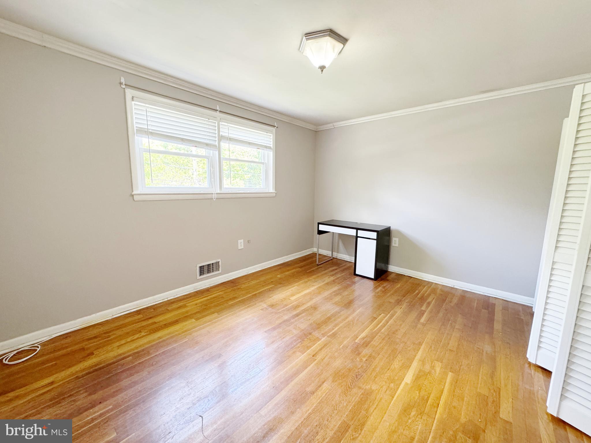 COLLEGE PARK - Residential