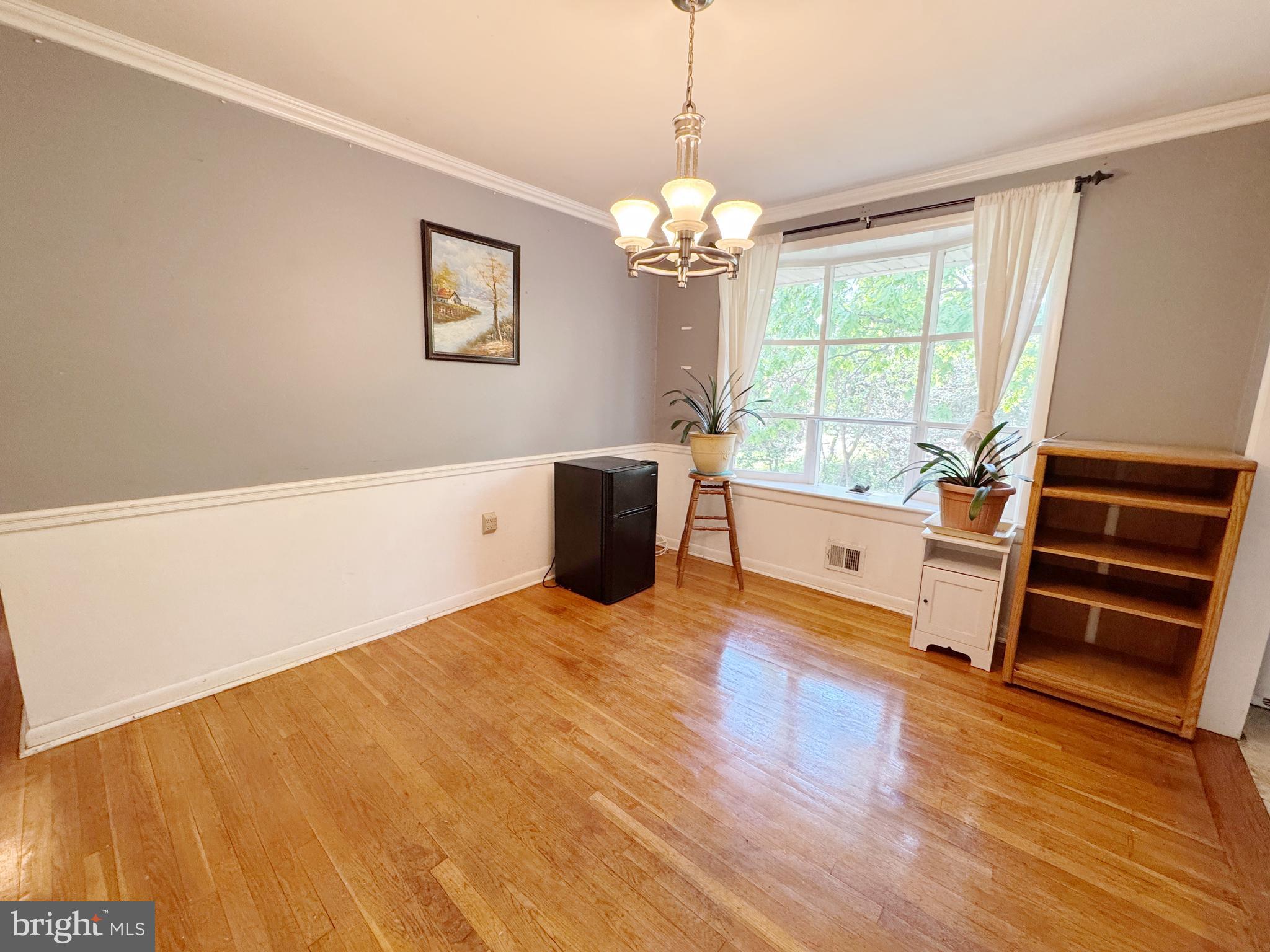 COLLEGE PARK - Residential