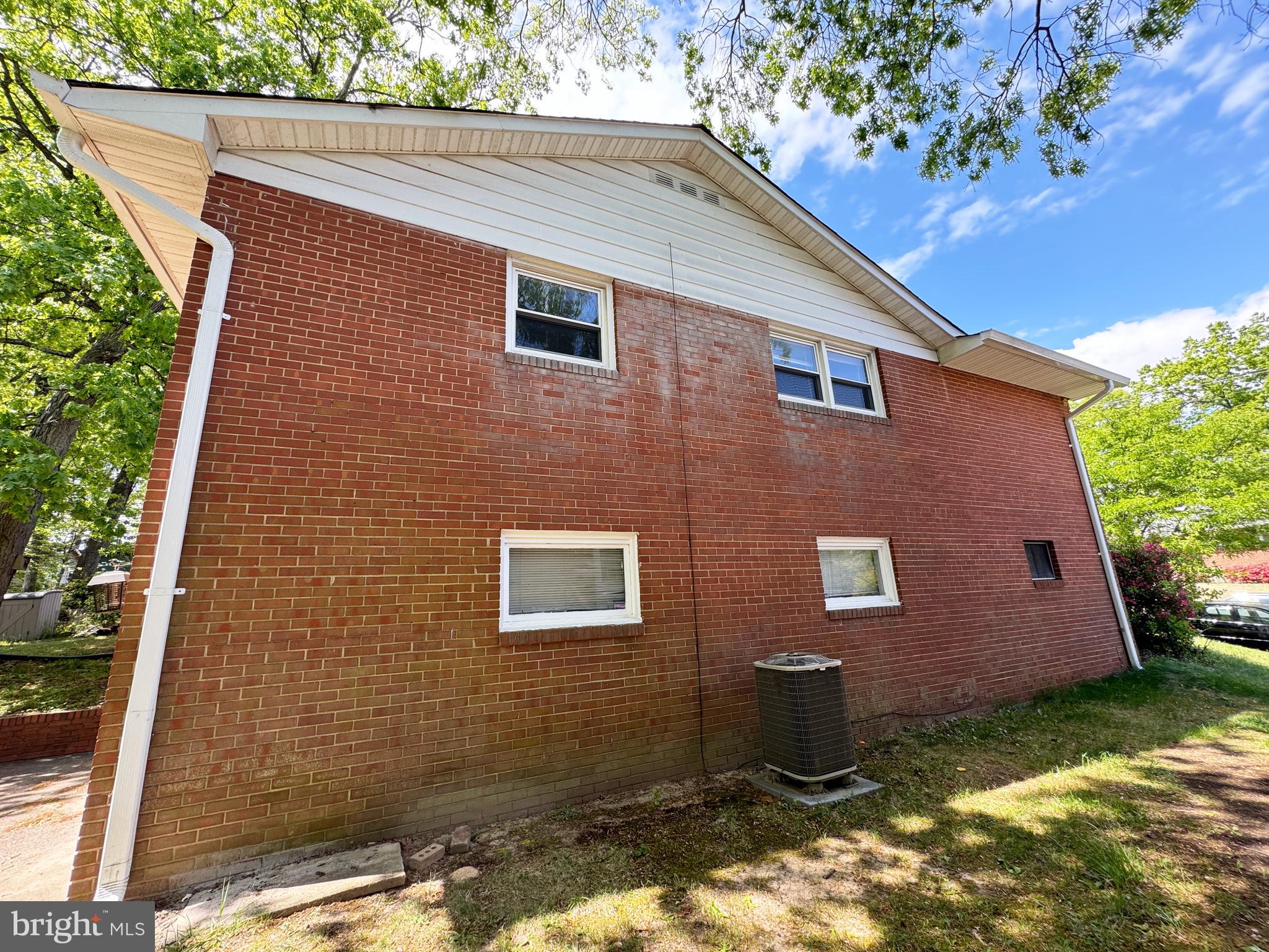 COLLEGE PARK - Residential