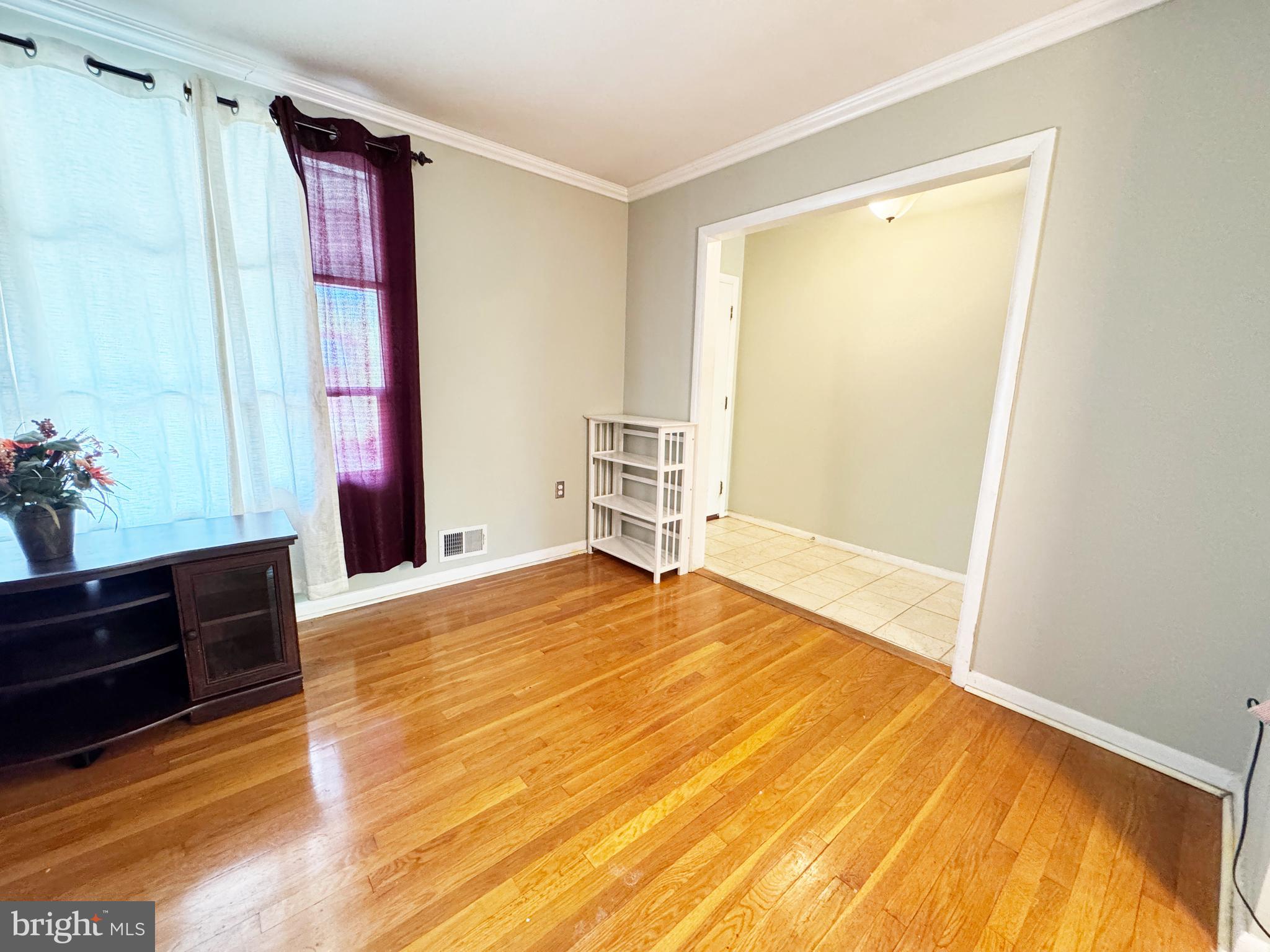 COLLEGE PARK - Residential