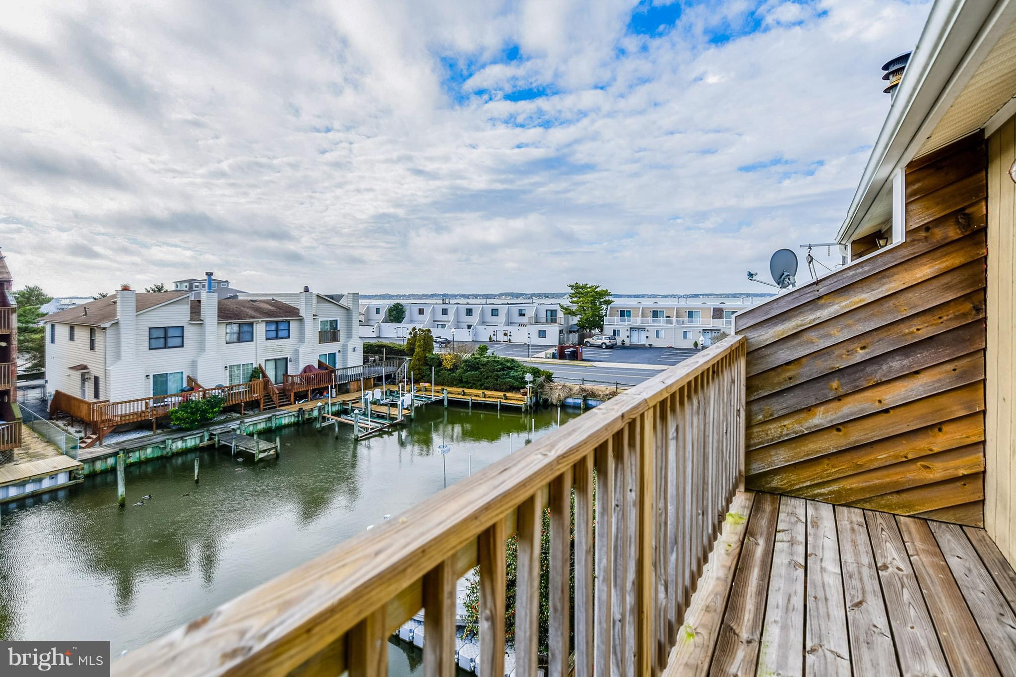 BAYSHORE CM - Residential