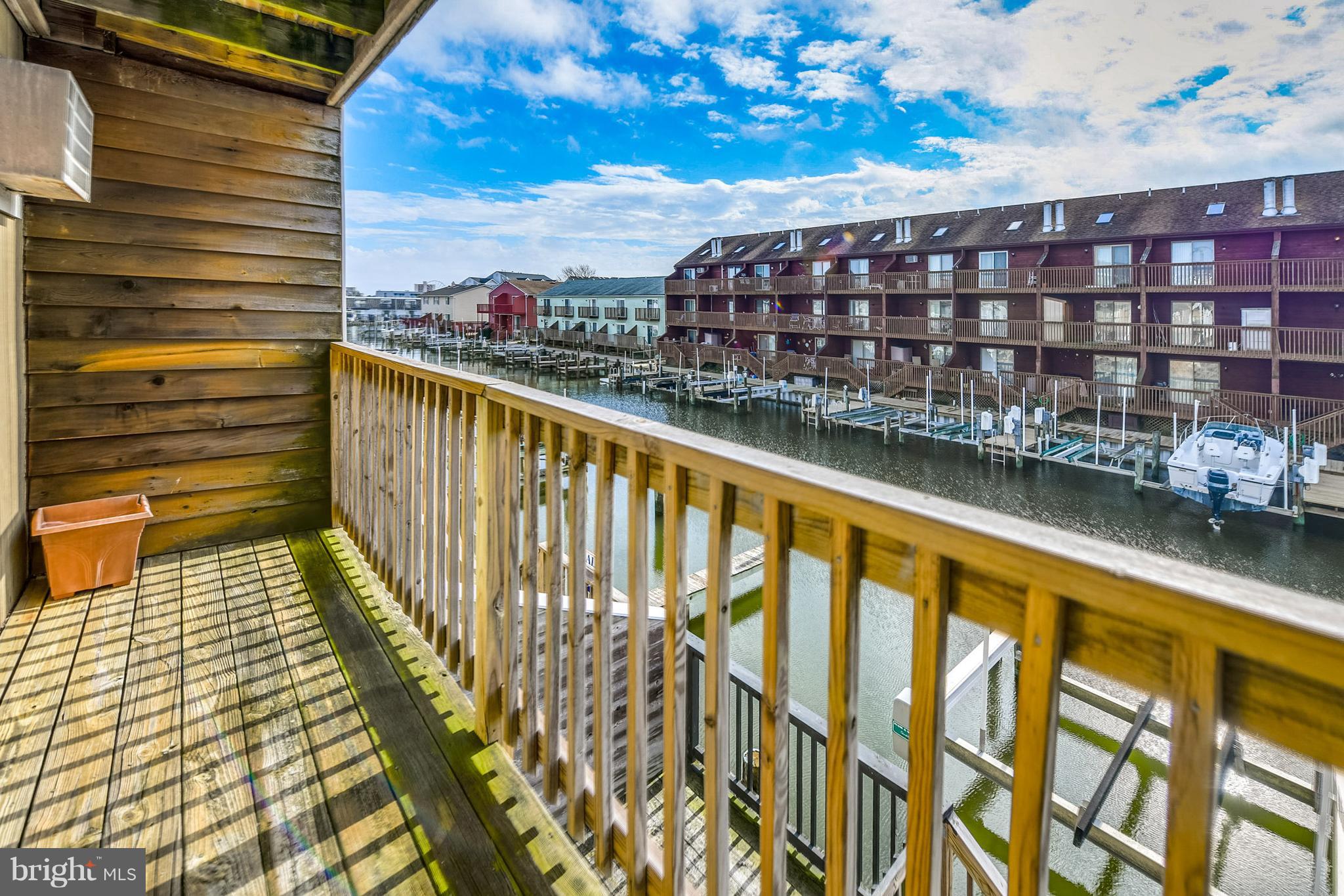 BAYSHORE CM - Residential