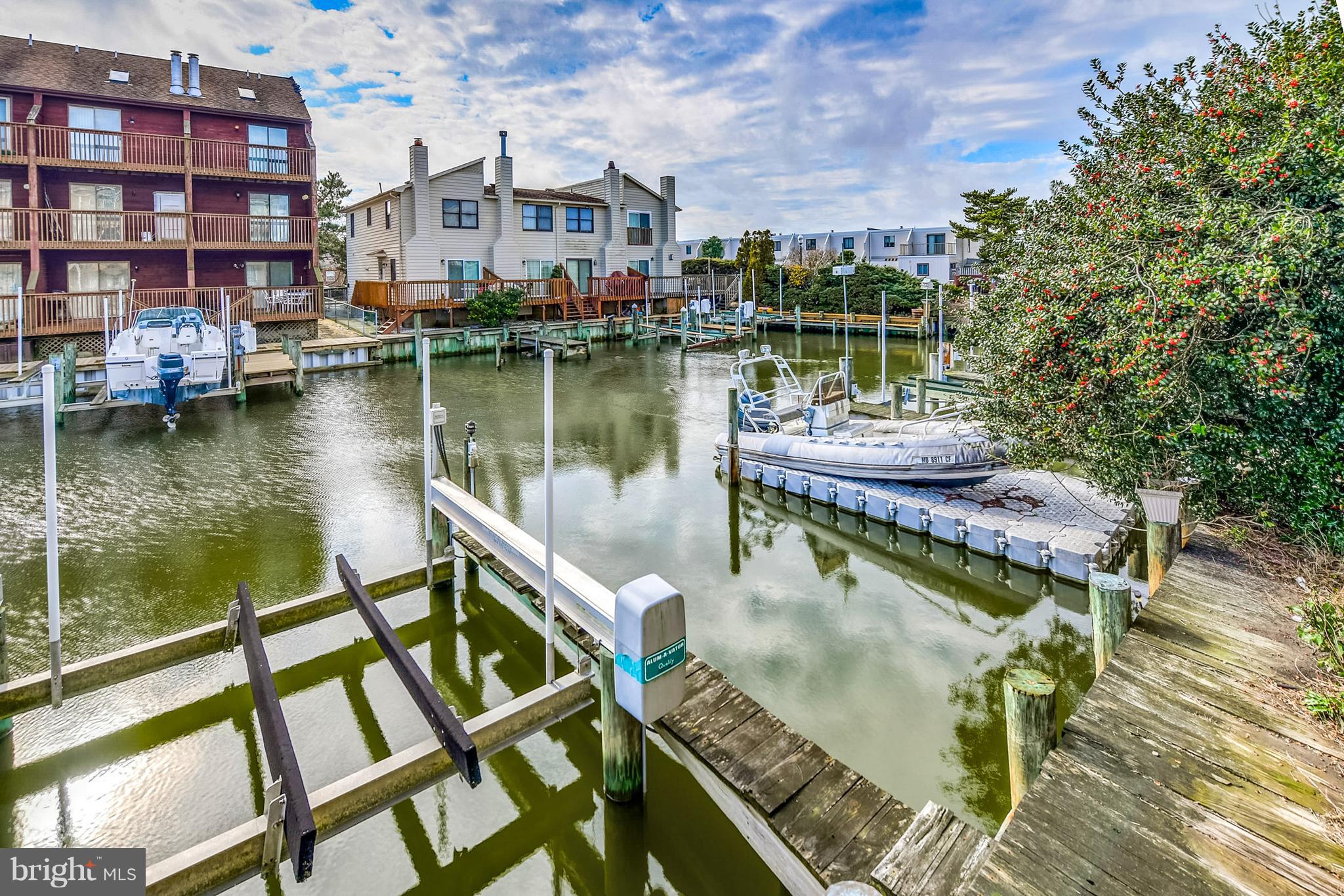 BAYSHORE CM - Residential