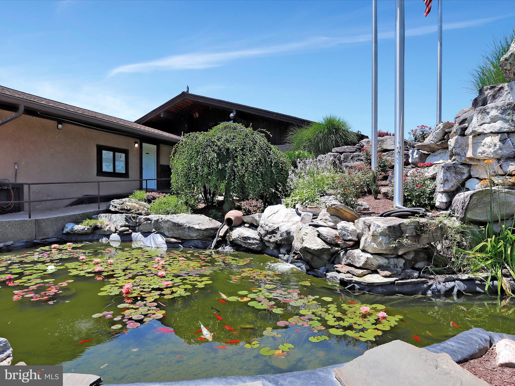 LAKE LINGANORE TOWN CENTER - Residential