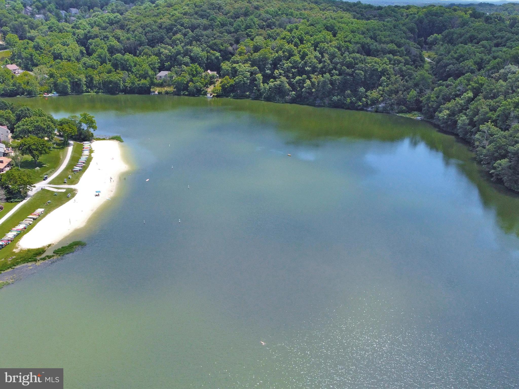 LAKE LINGANORE TOWN CENTER - Residential