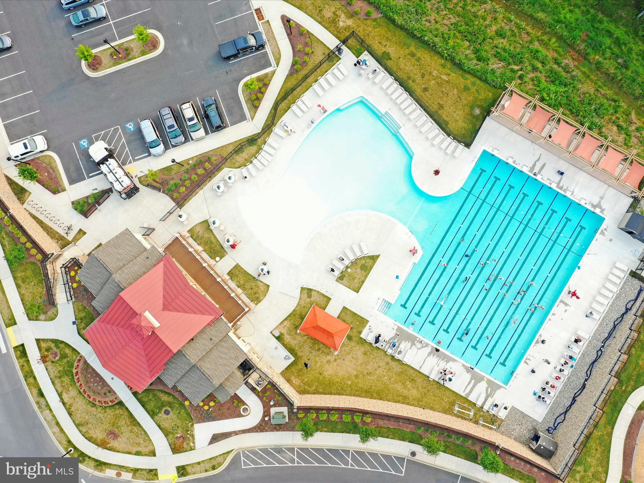 LAKE LINGANORE TOWN CENTER - Residential