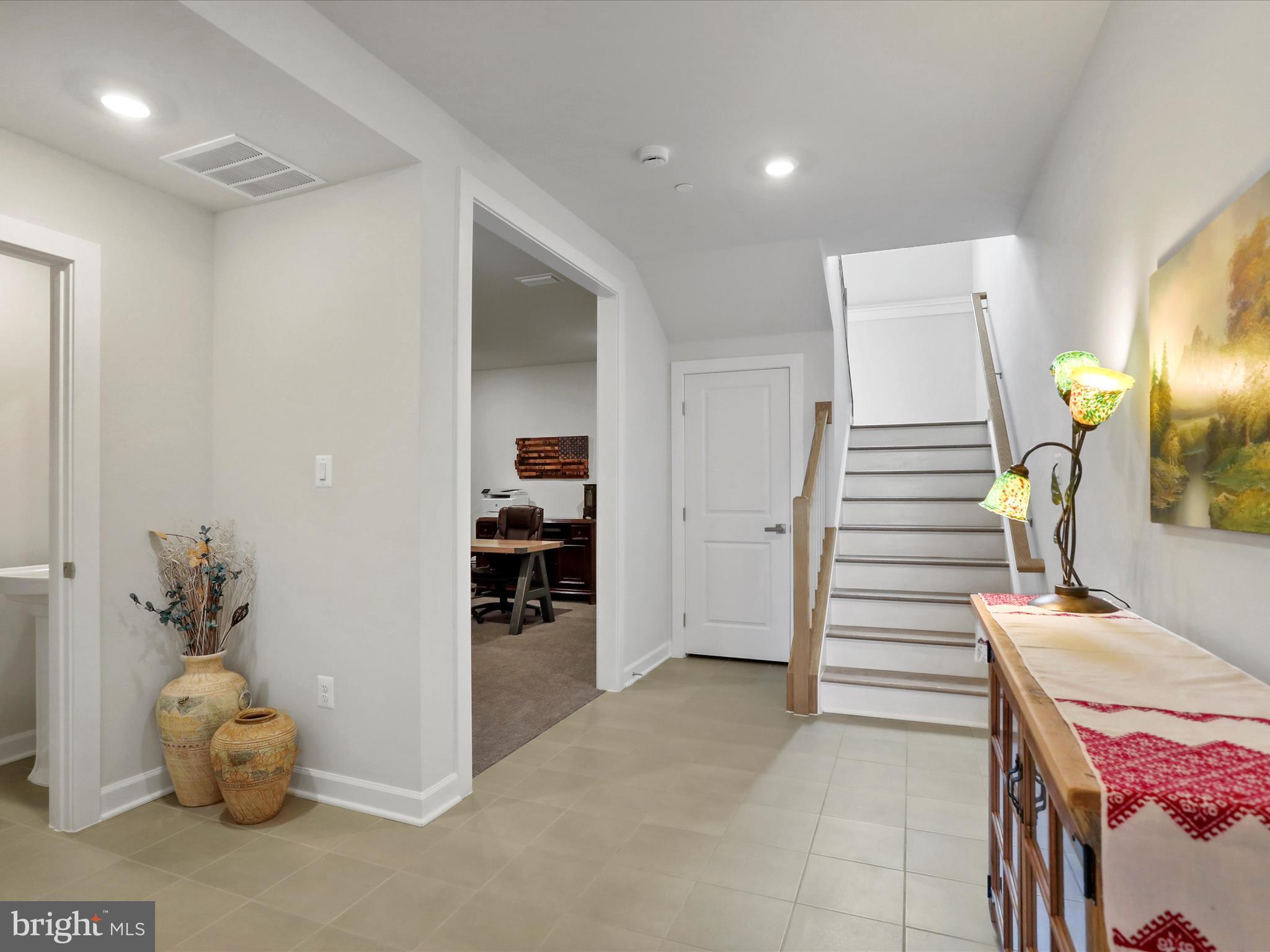 LAKE LINGANORE TOWN CENTER - Residential