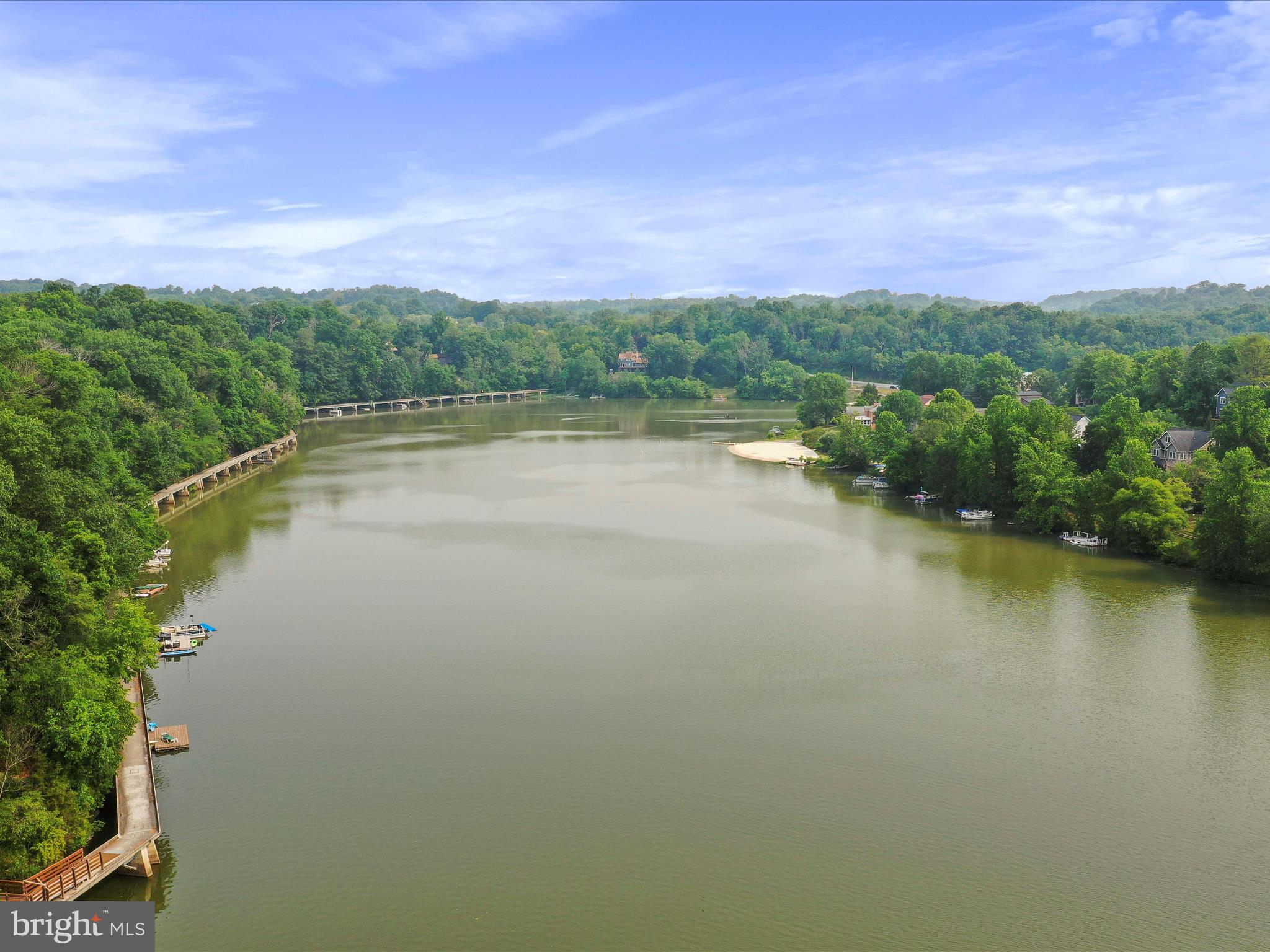 LAKE LINGANORE TOWN CENTER - Residential