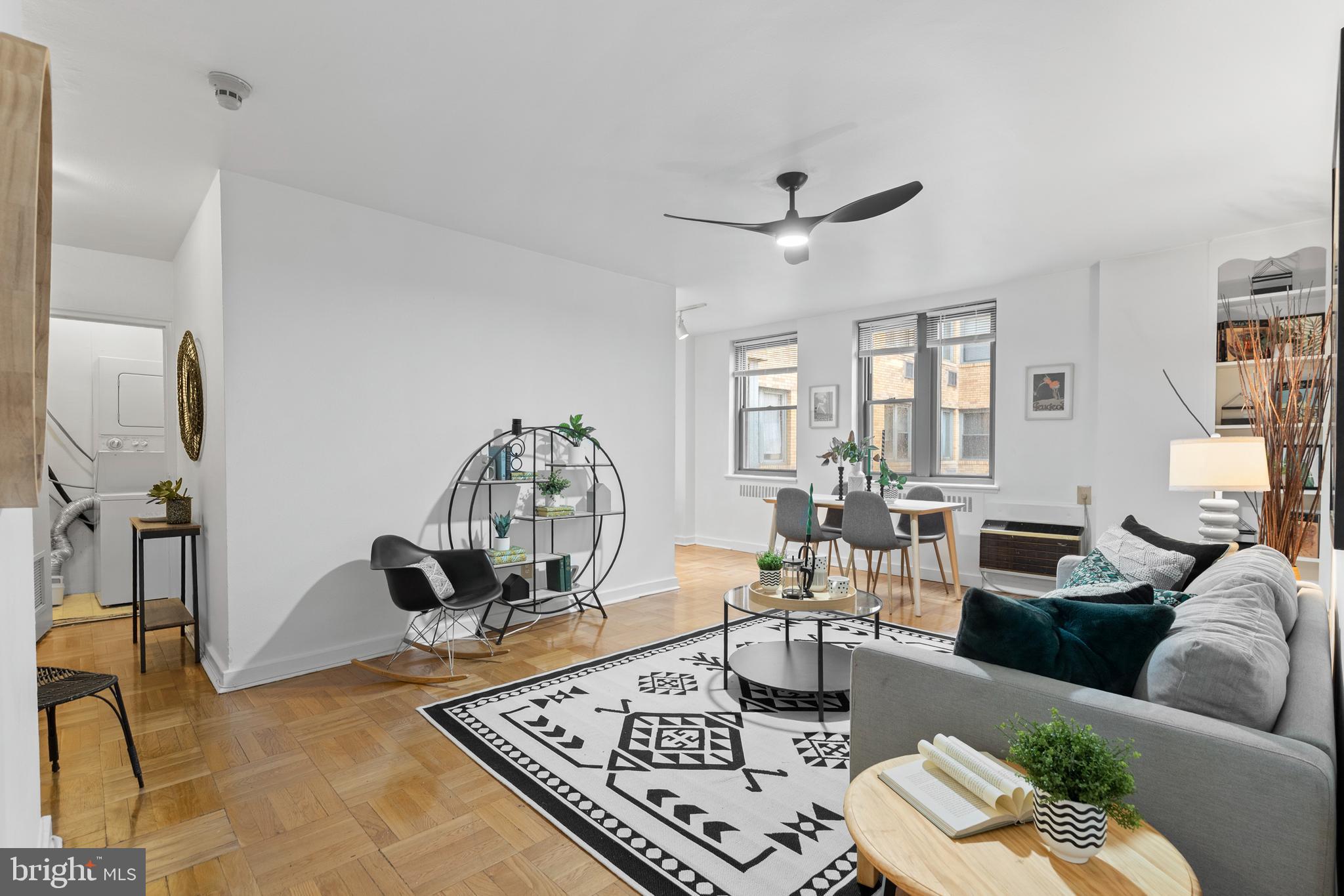 ART MUSEUM AREA - Residential Lease