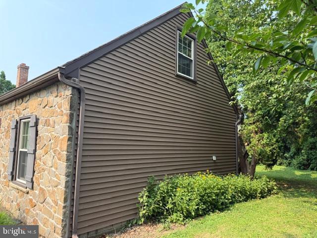 319 CAROL LYNN DRIVE