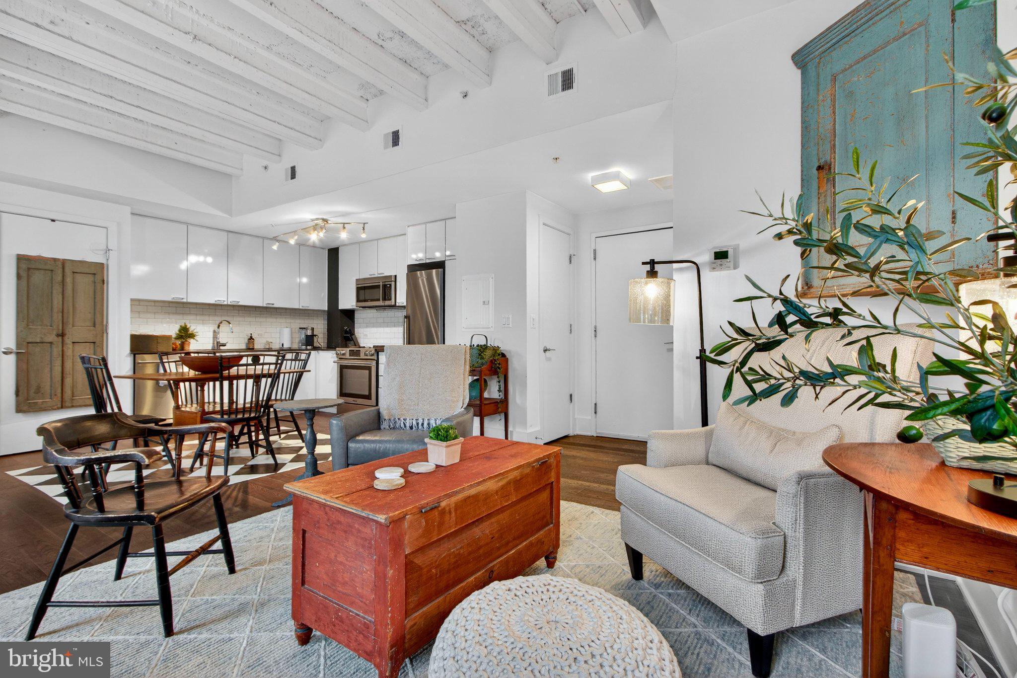 515 N WASHINGTON STREET 105