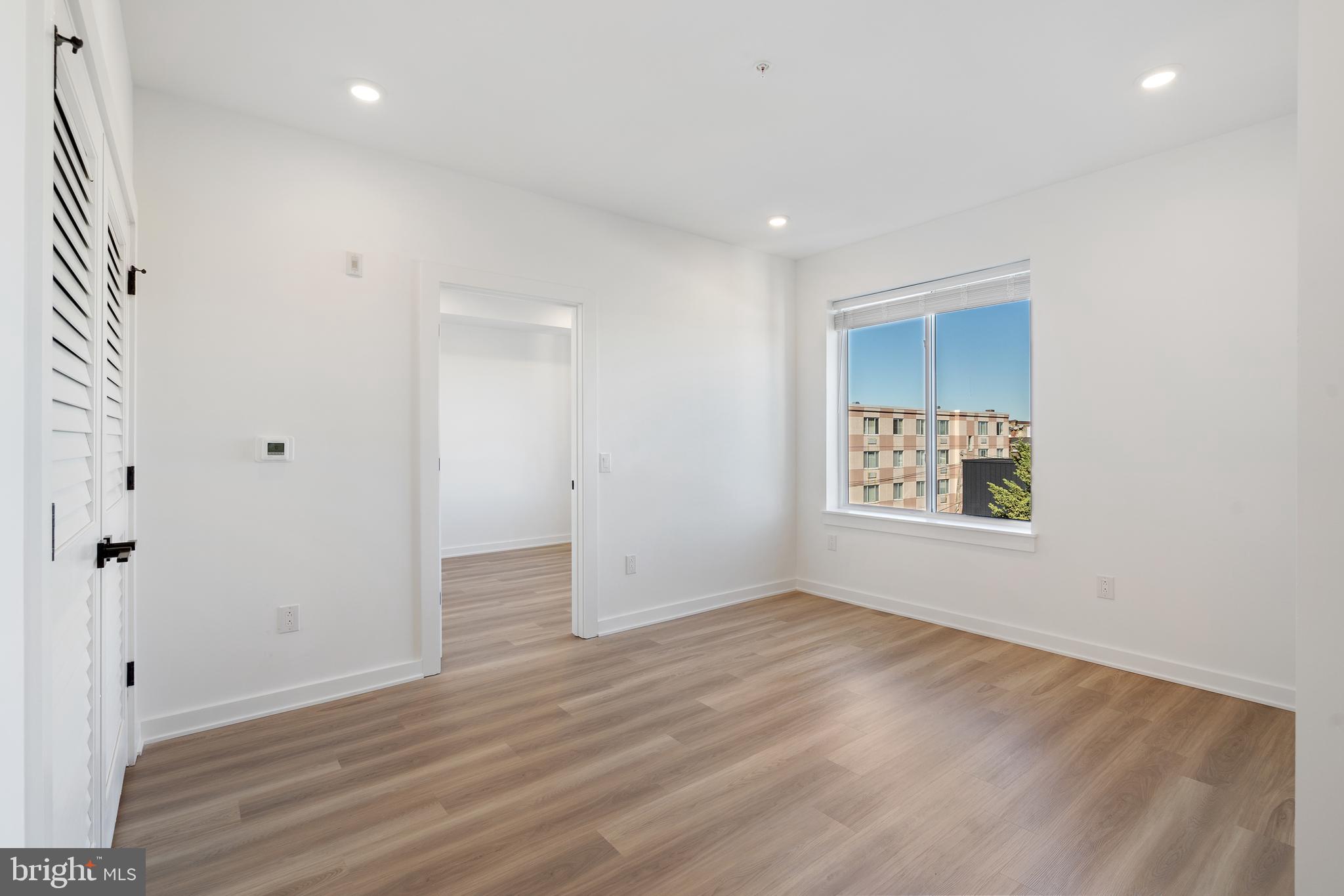 EAST KENSINGTON - Residential Lease