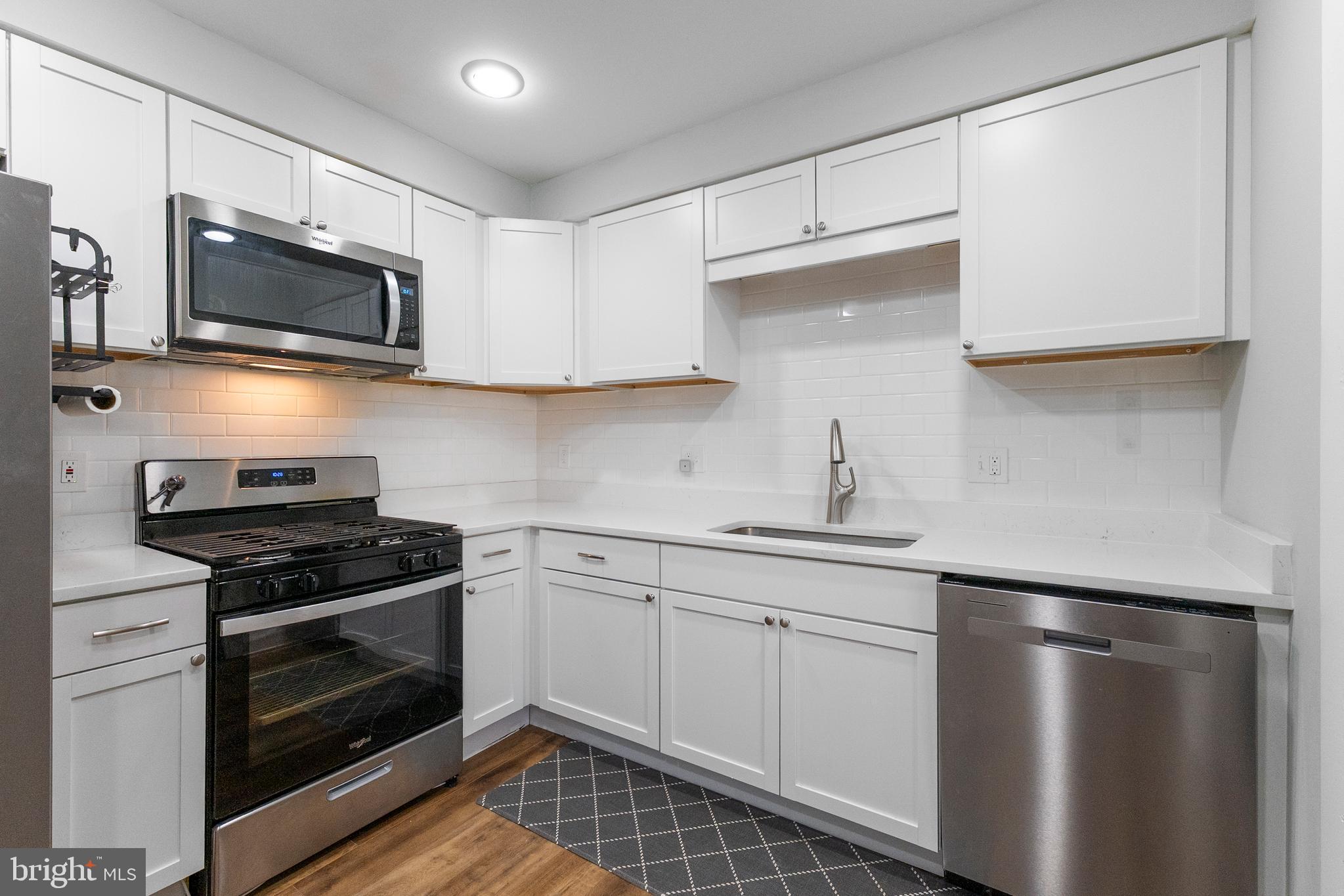 WILDE LAKE - Residential