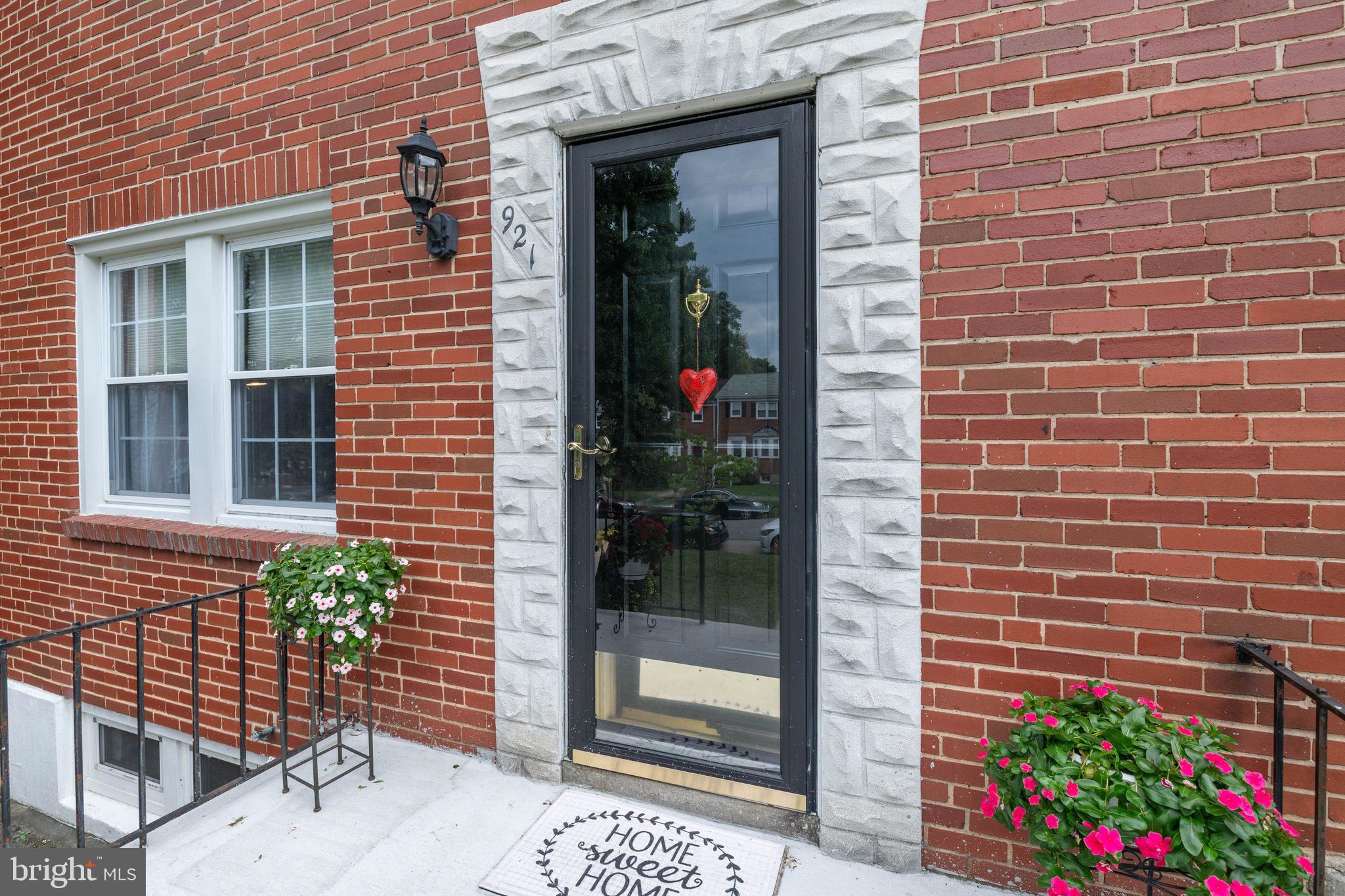 LAKE WALKER - Residential