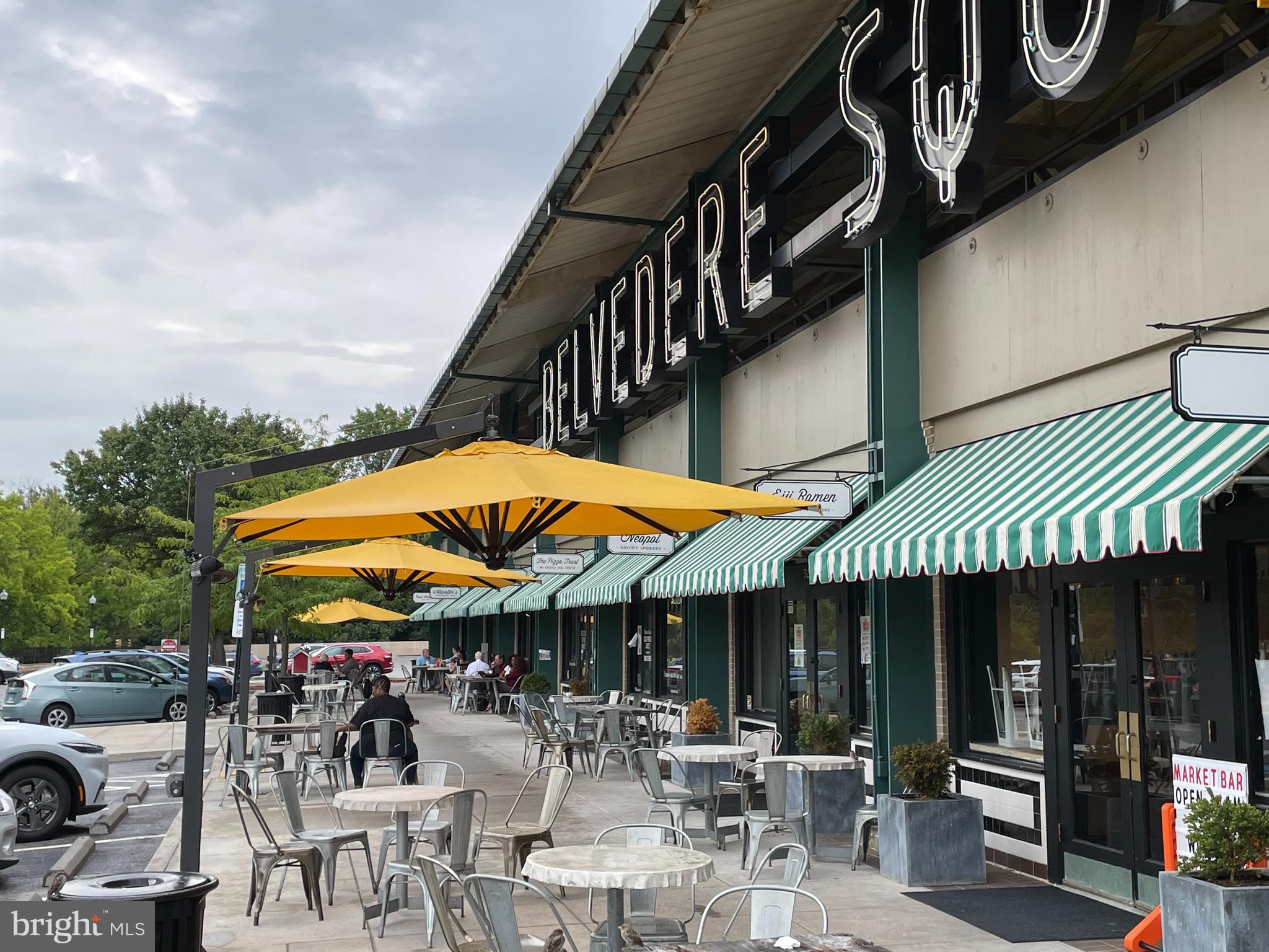 LAKE WALKER - Residential