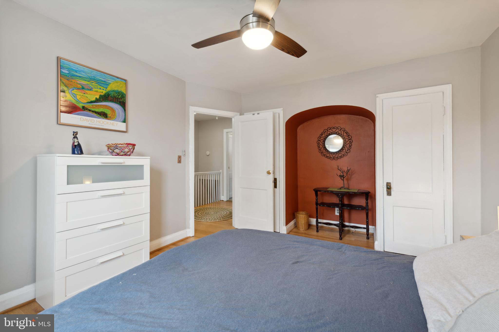 LAKE WALKER - Residential