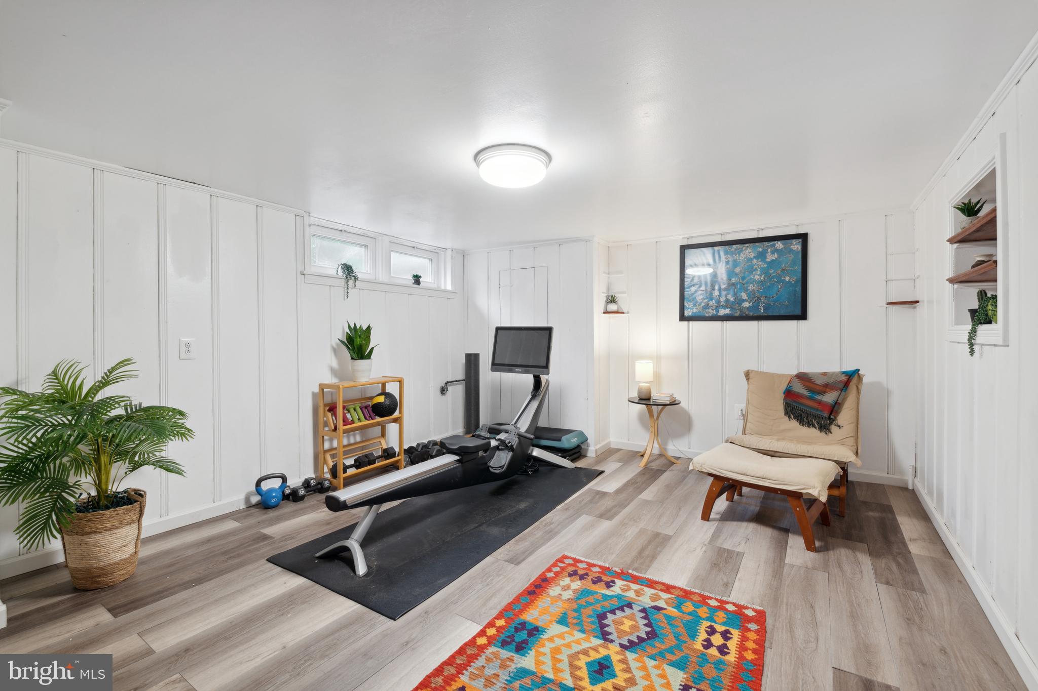 LAKE WALKER - Residential