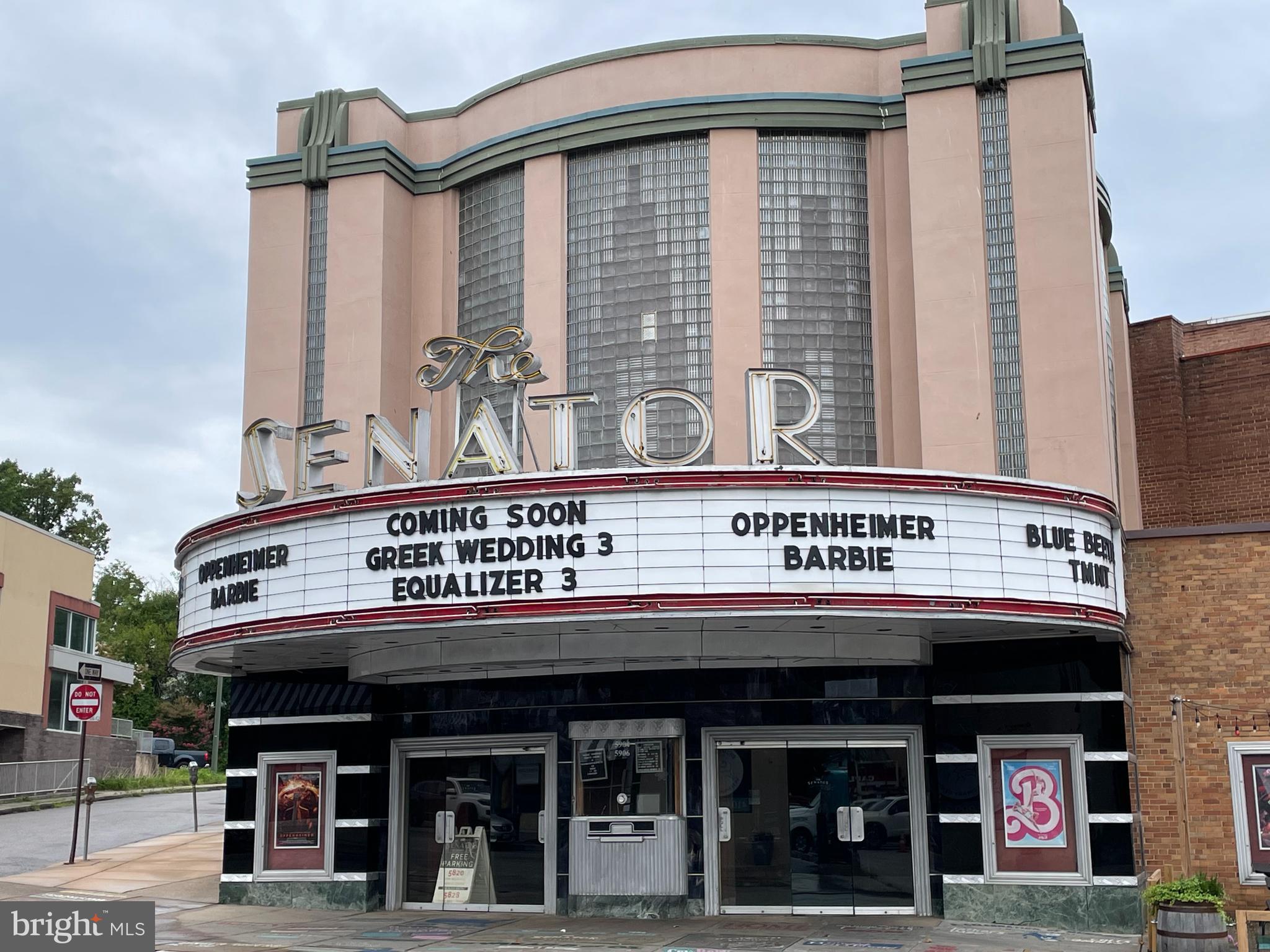 LAKE WALKER - Residential