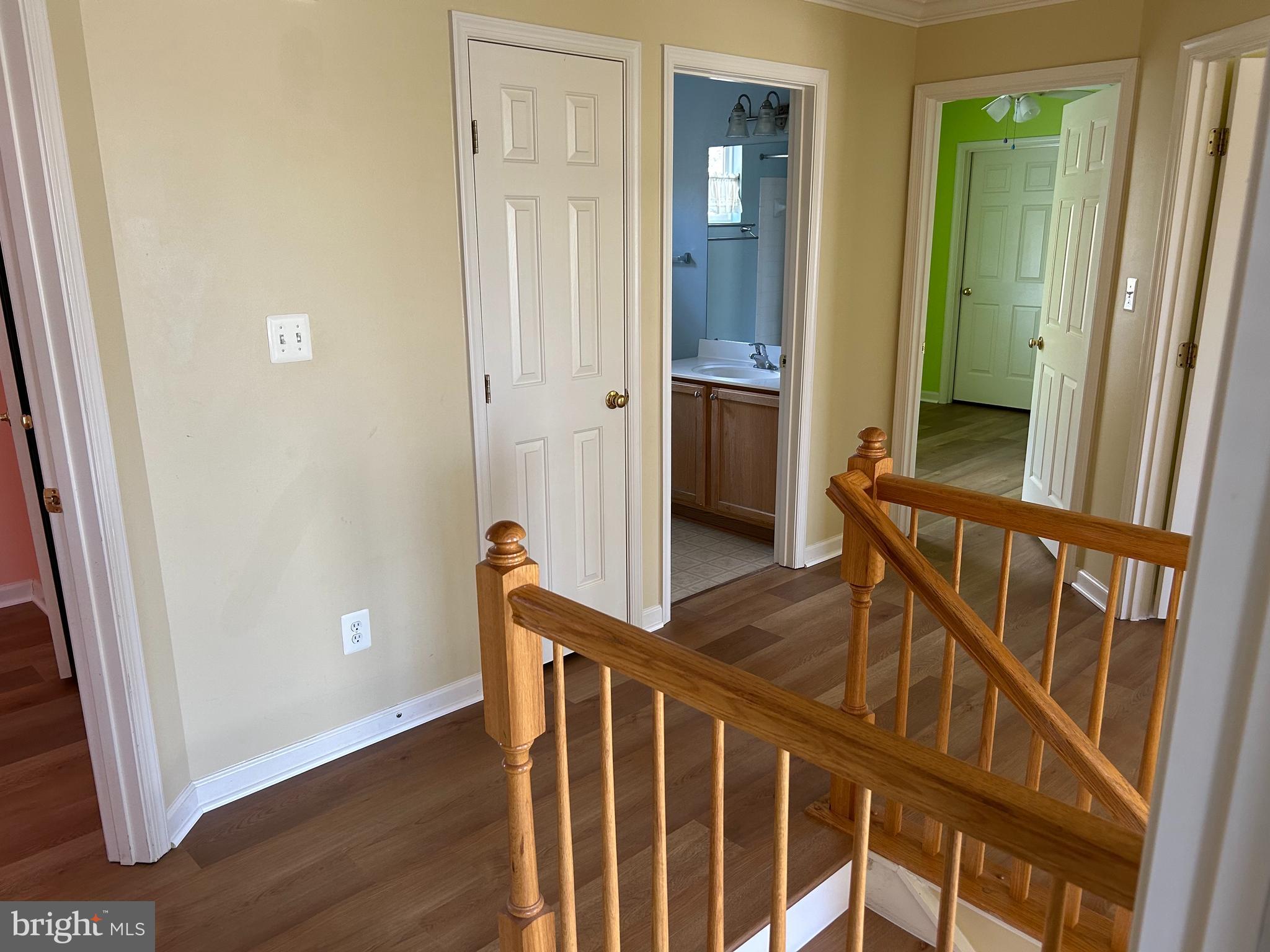 SOMERSET - Residential Lease