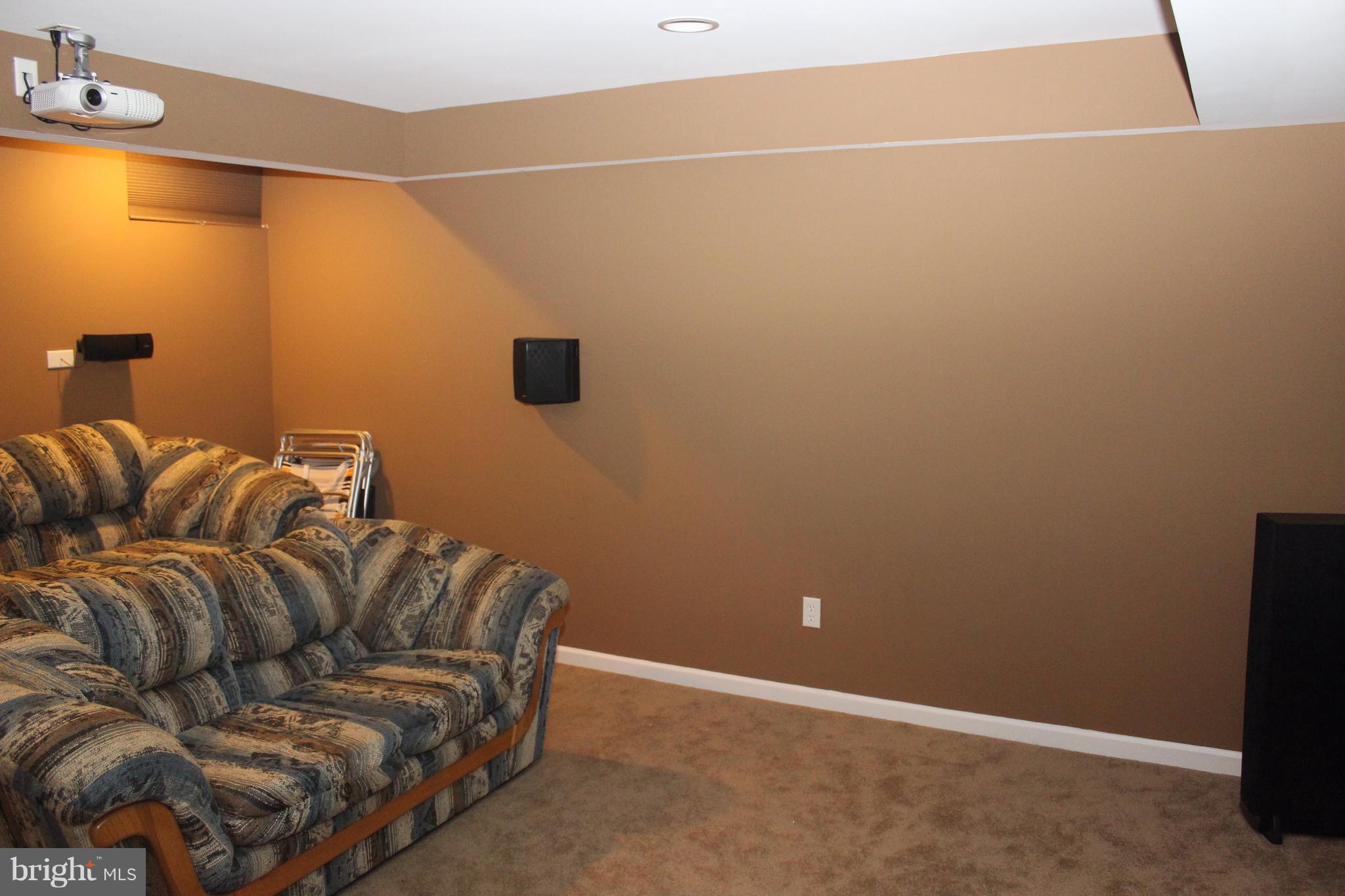 SOMERSET - Residential Lease