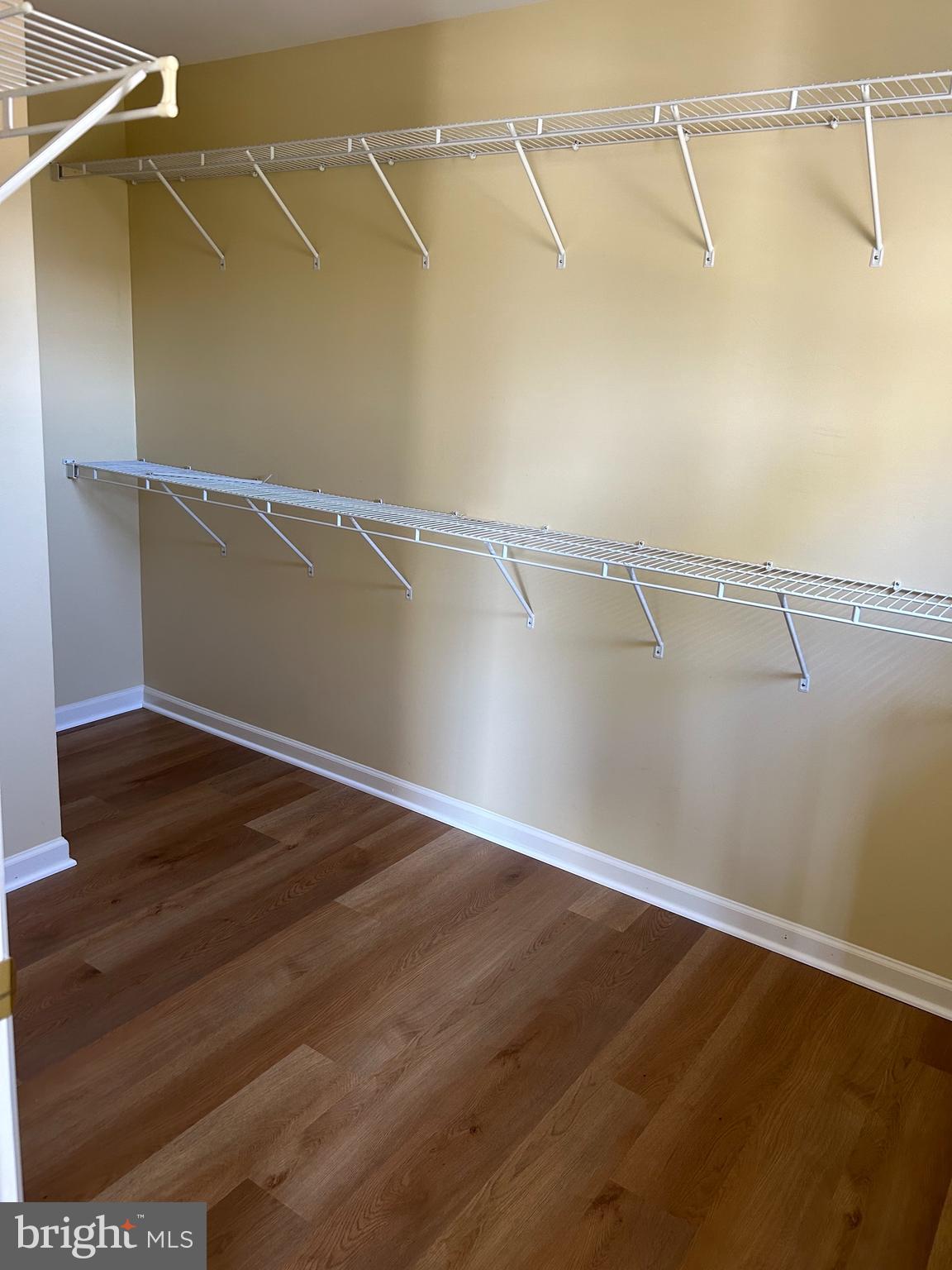 SOMERSET - Residential Lease