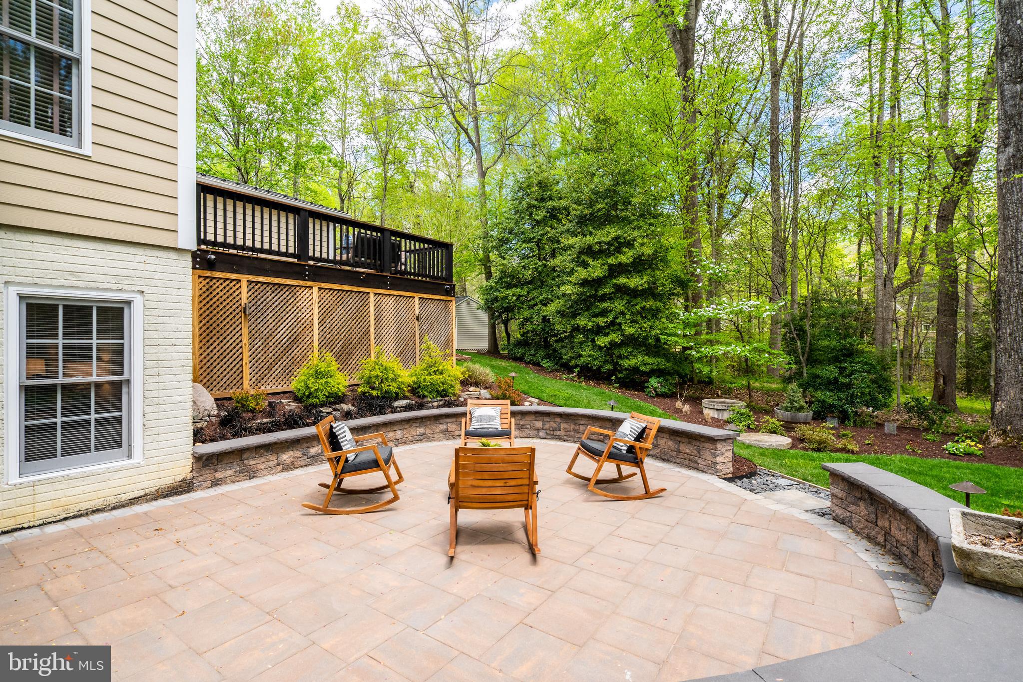 STATION CROSSING - Residential