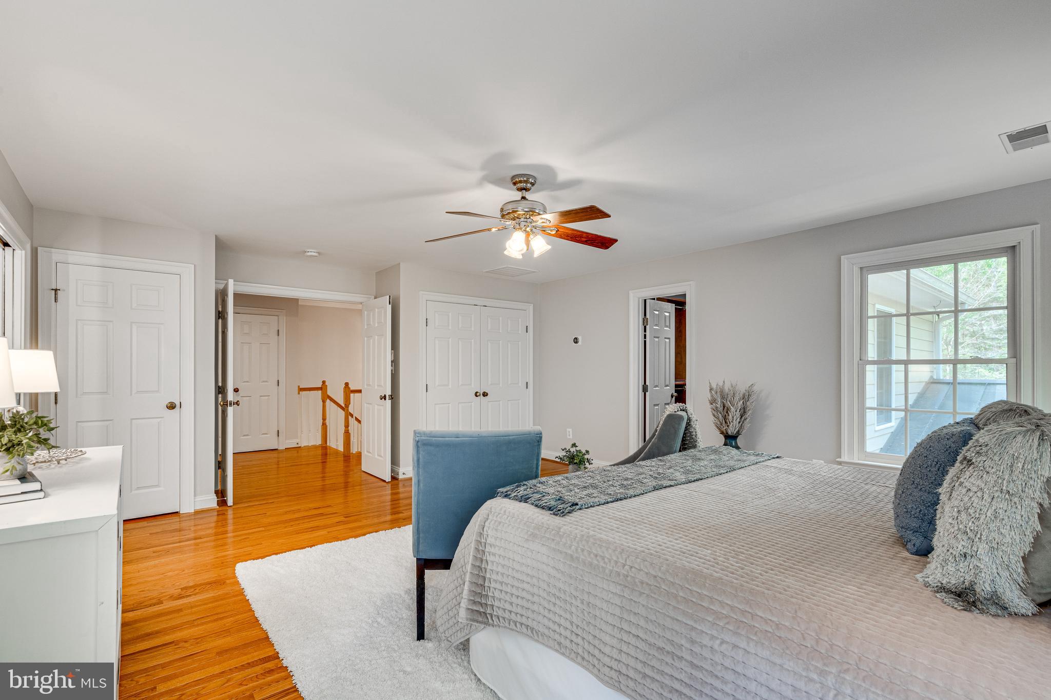 STATION CROSSING - Residential