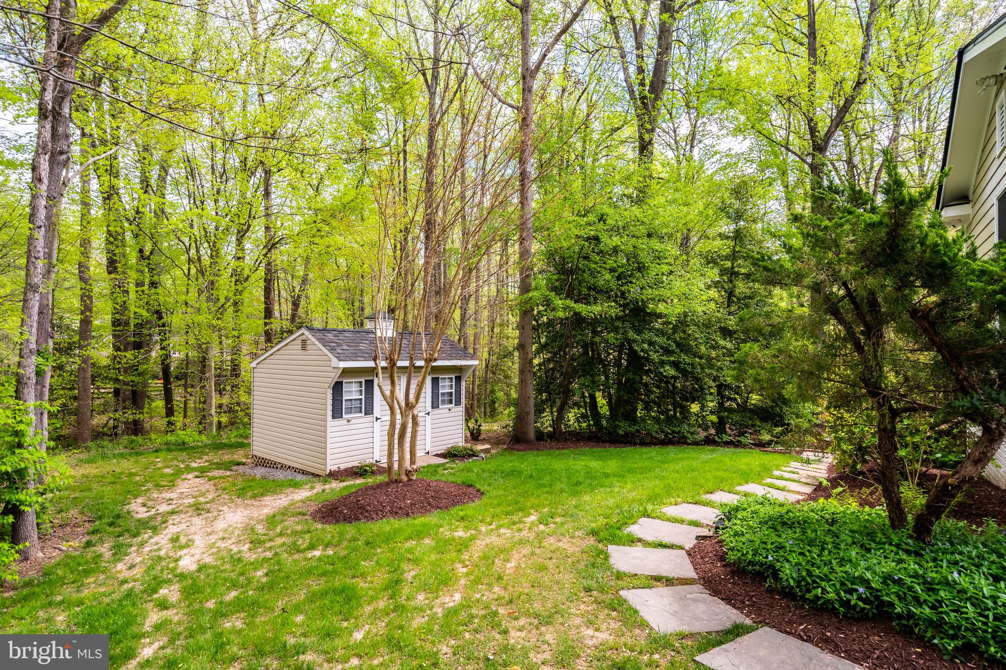 STATION CROSSING - Residential