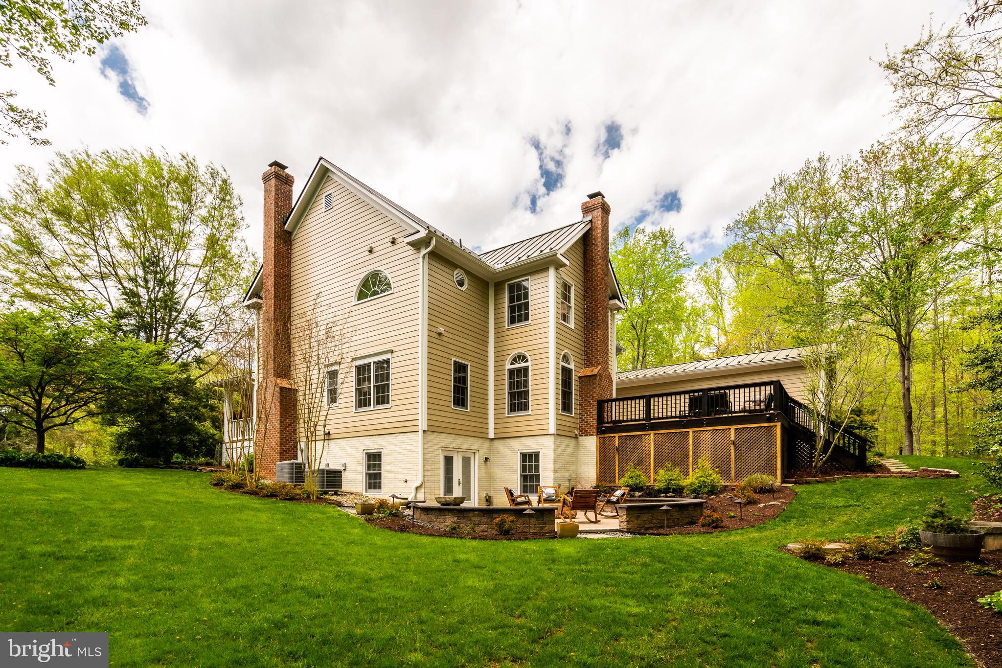 STATION CROSSING - Residential