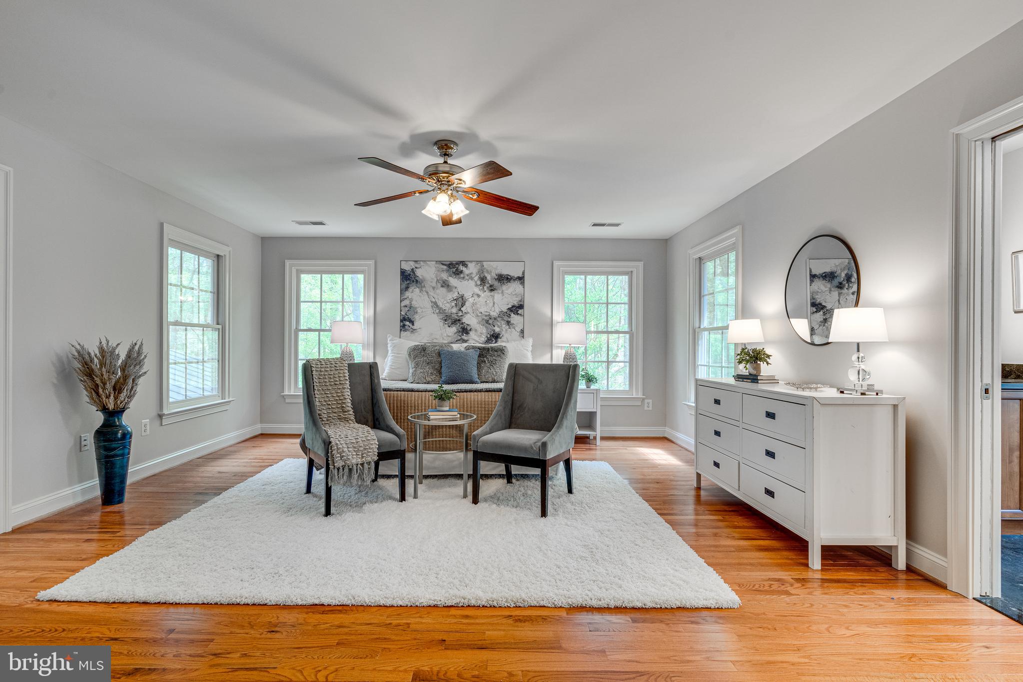 STATION CROSSING - Residential