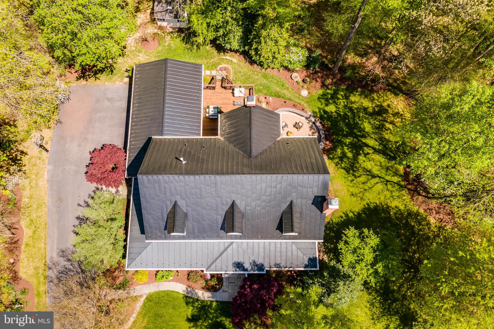 STATION CROSSING - Residential