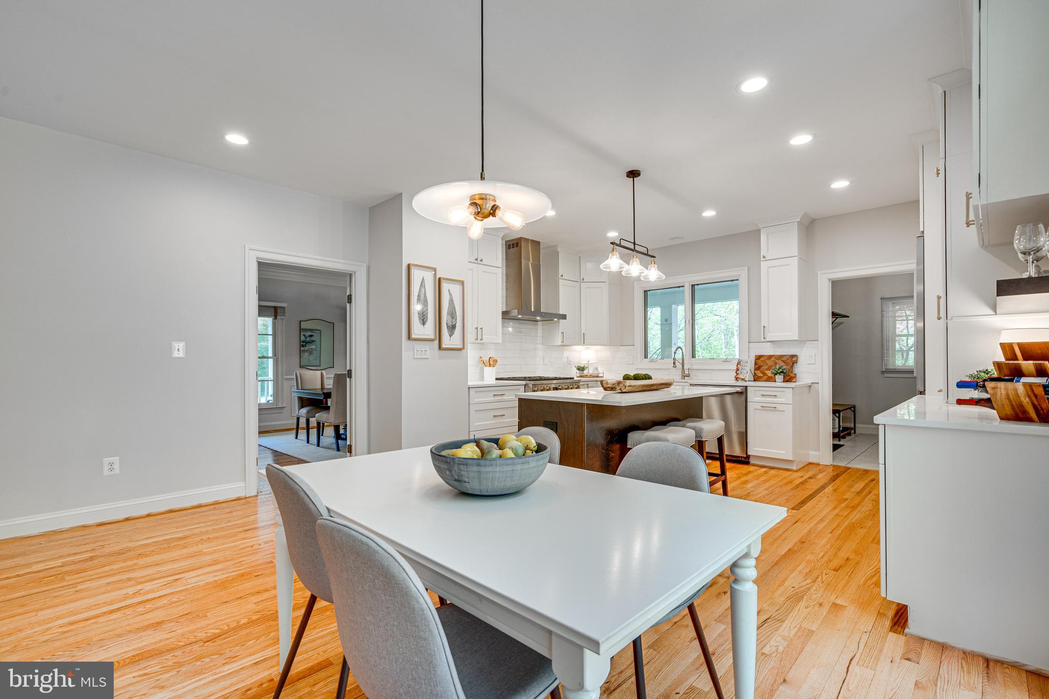 STATION CROSSING - Residential