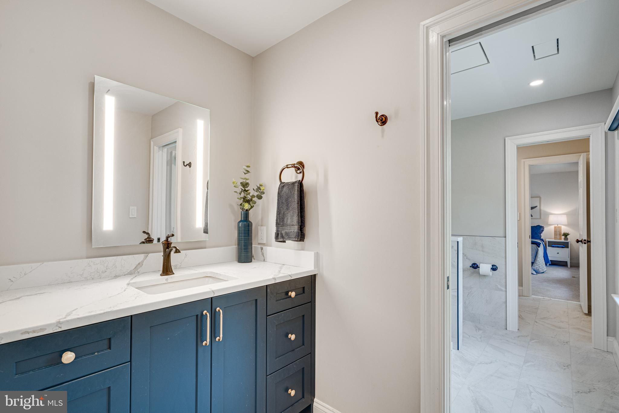 STATION CROSSING - Residential