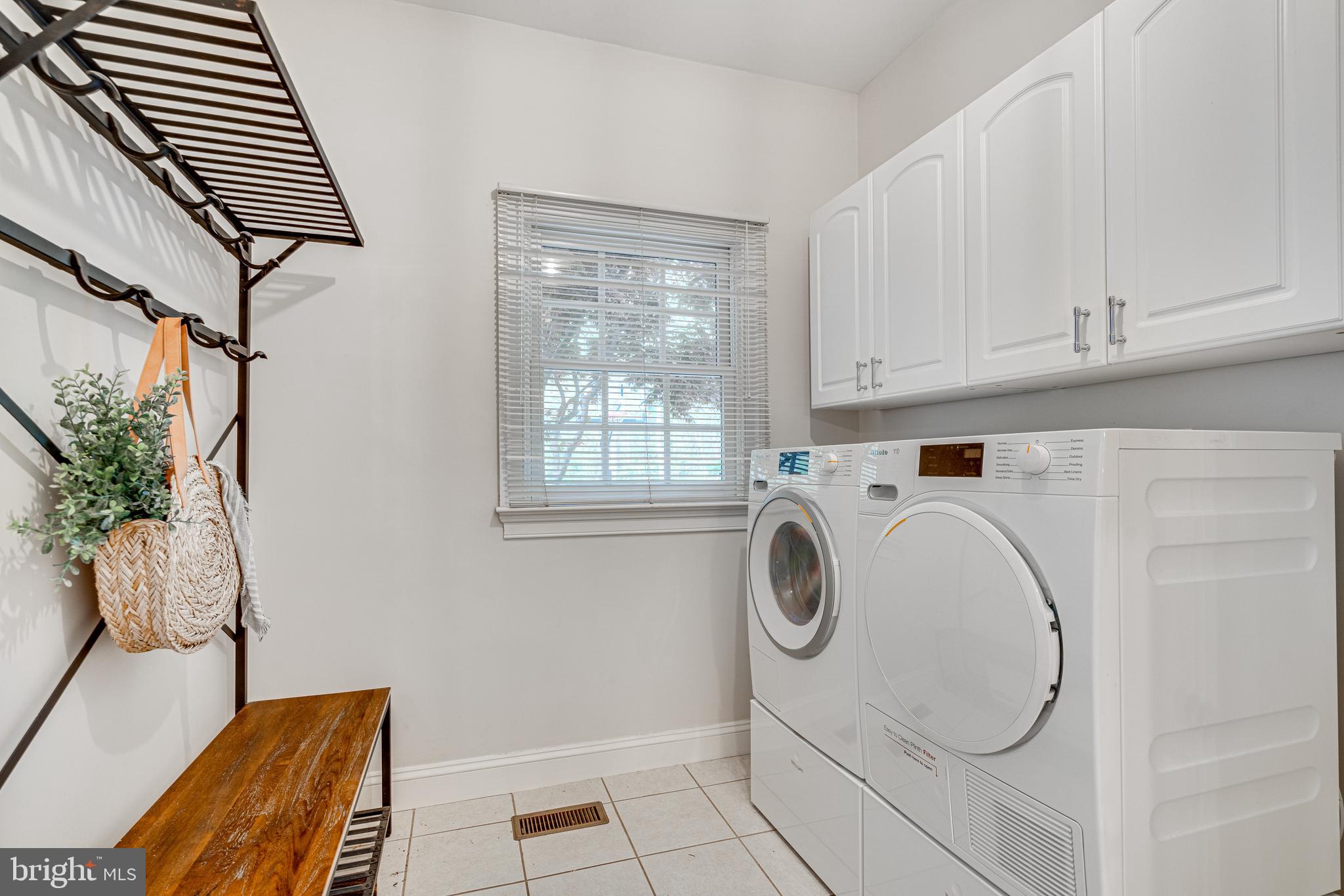 STATION CROSSING - Residential