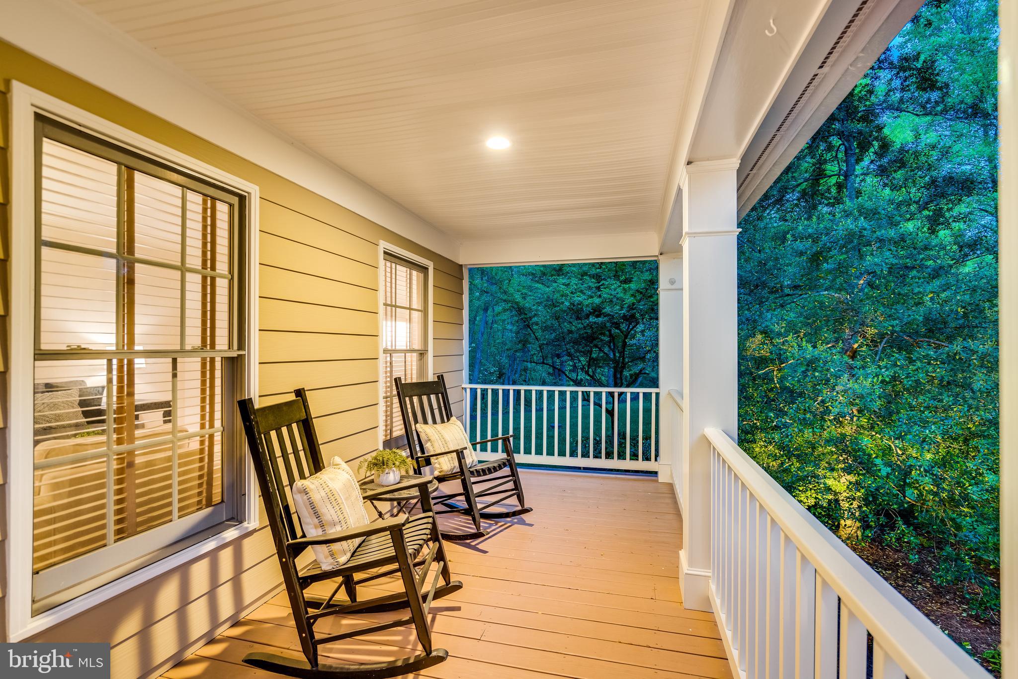 STATION CROSSING - Residential