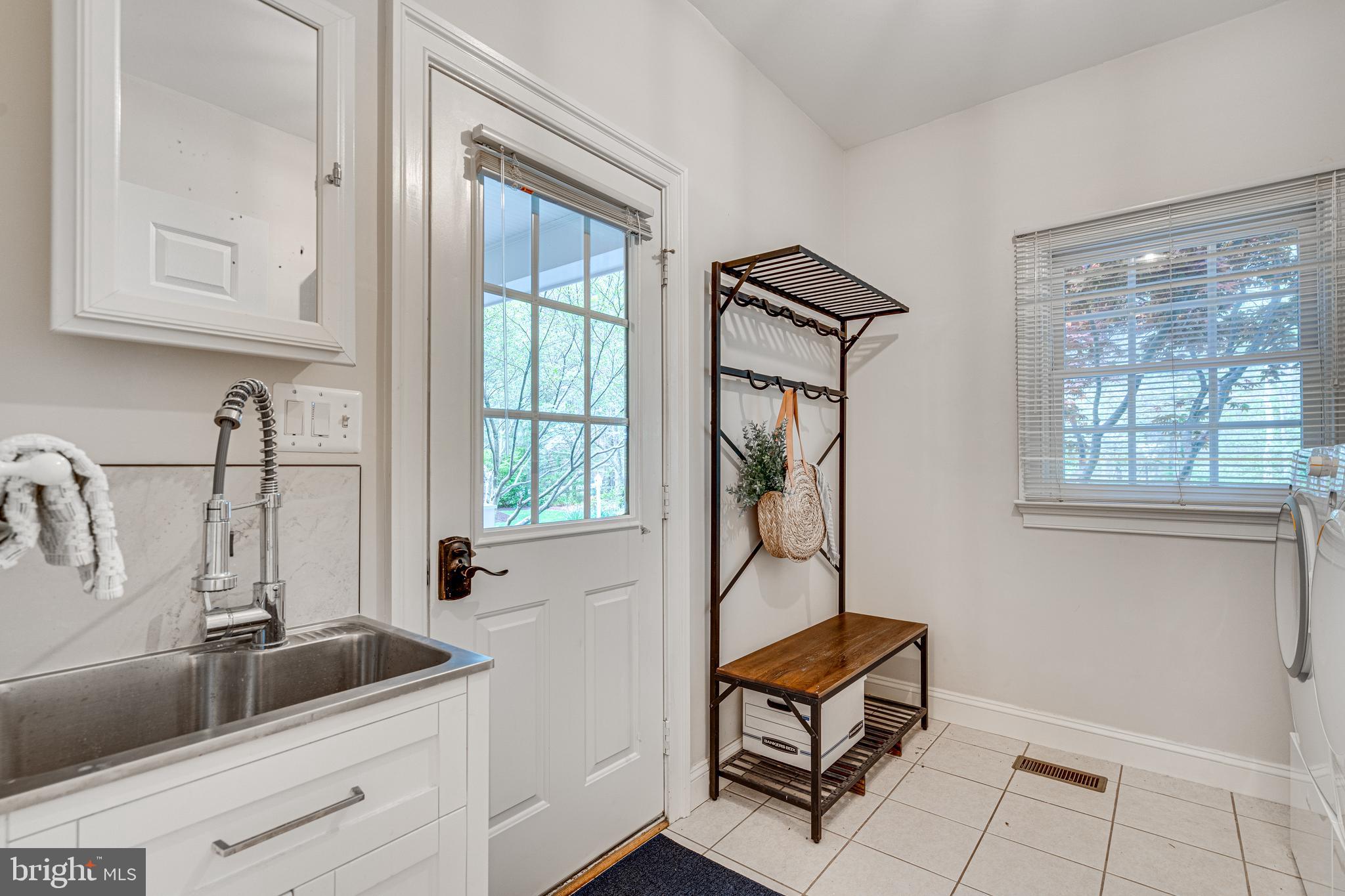 STATION CROSSING - Residential