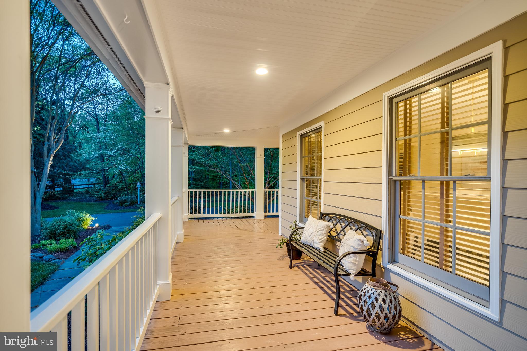 STATION CROSSING - Residential