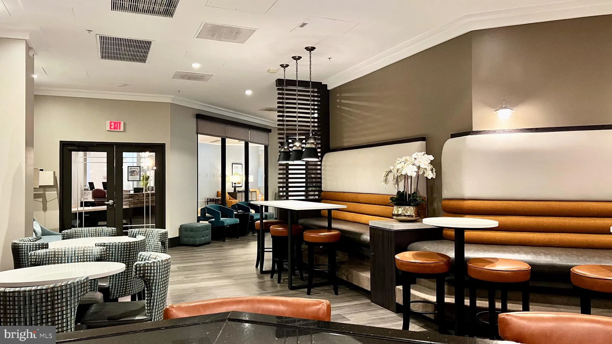 Alexandria, Virginia 22302, United States, 2 Bedrooms Bedrooms, ,2 BathroomsBathrooms,Residential,Active,81335