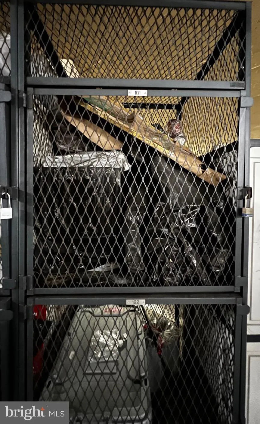 Alexandria, Virginia 22302, United States, 2 Bedrooms Bedrooms, ,2 BathroomsBathrooms,Residential,Active,81335