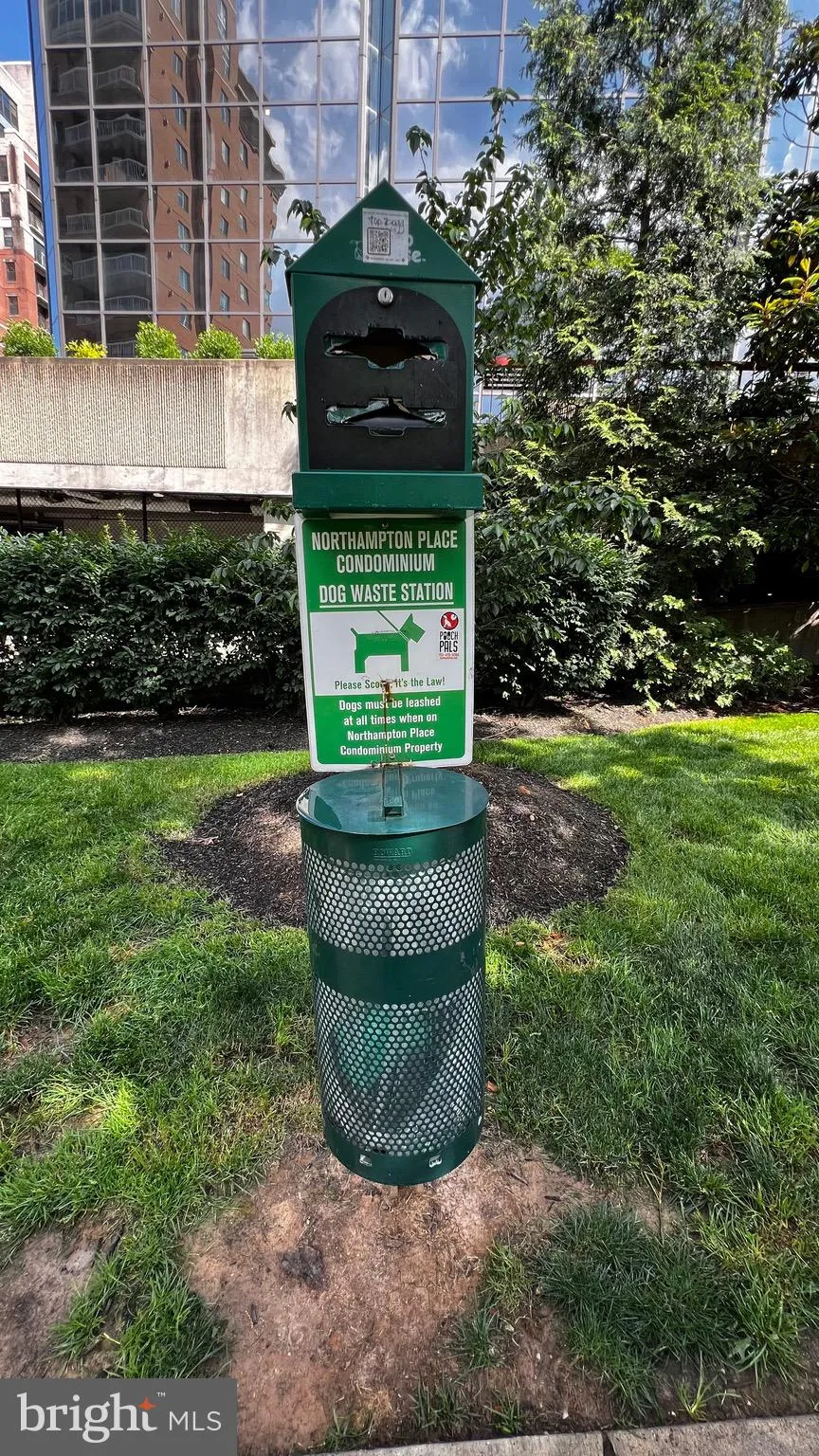 Alexandria, Virginia 22302, United States, 2 Bedrooms Bedrooms, ,2 BathroomsBathrooms,Residential,Active,81335